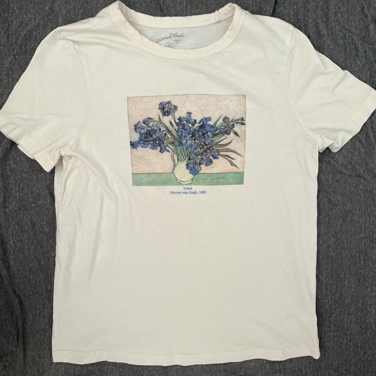 Universal Thread Women's Cream and Blue T-shirt
