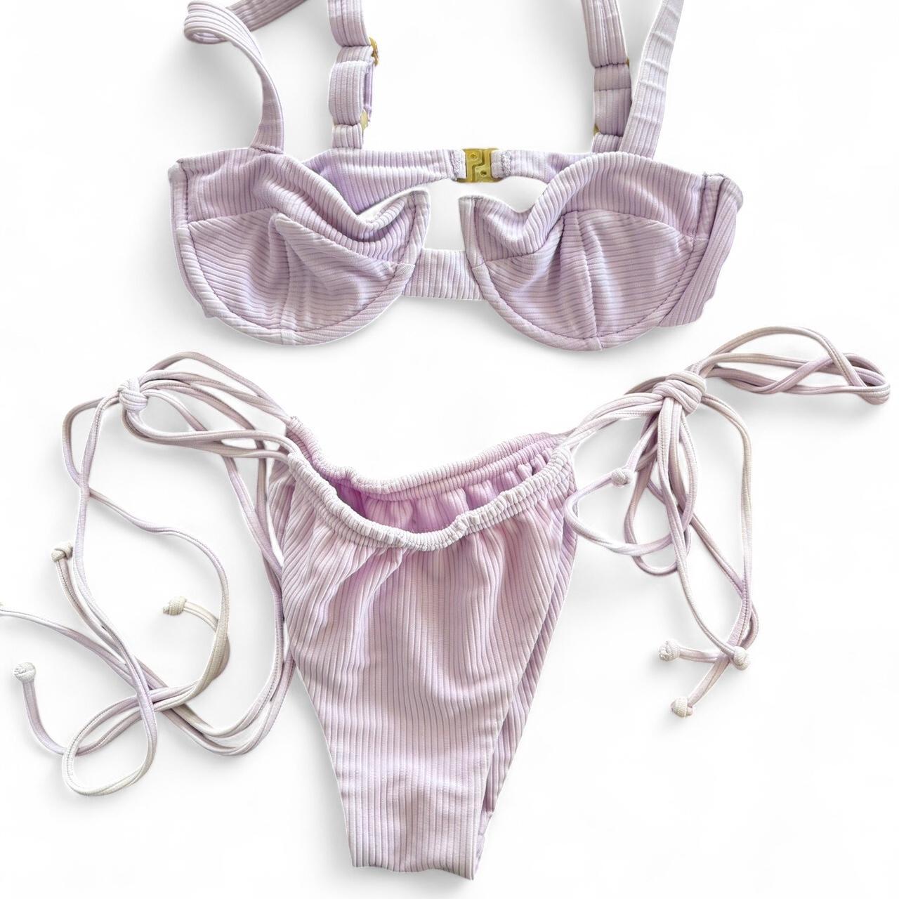 item listed by thaliat