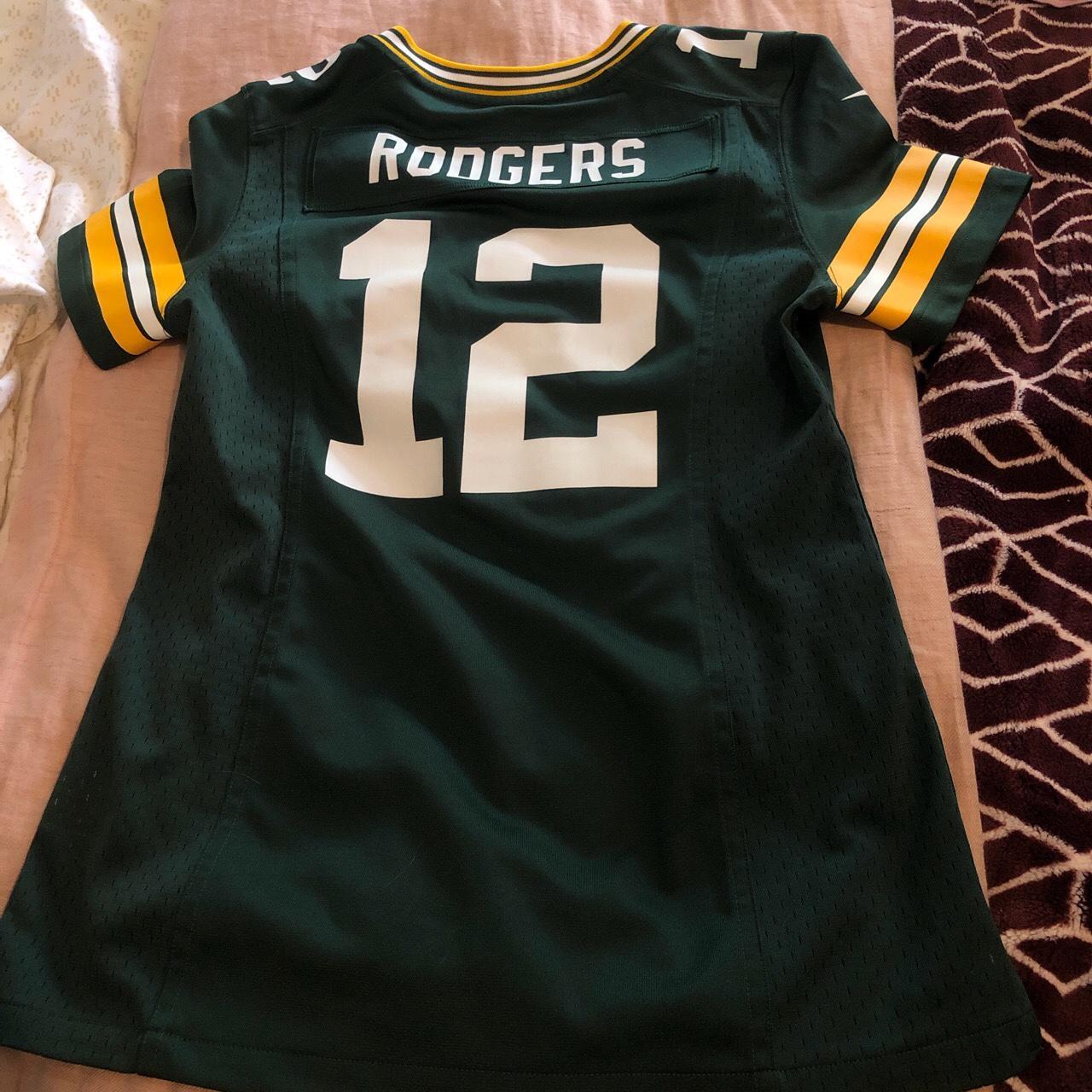 green bay packers aaron rodgers nfl jersey, best fit - Depop