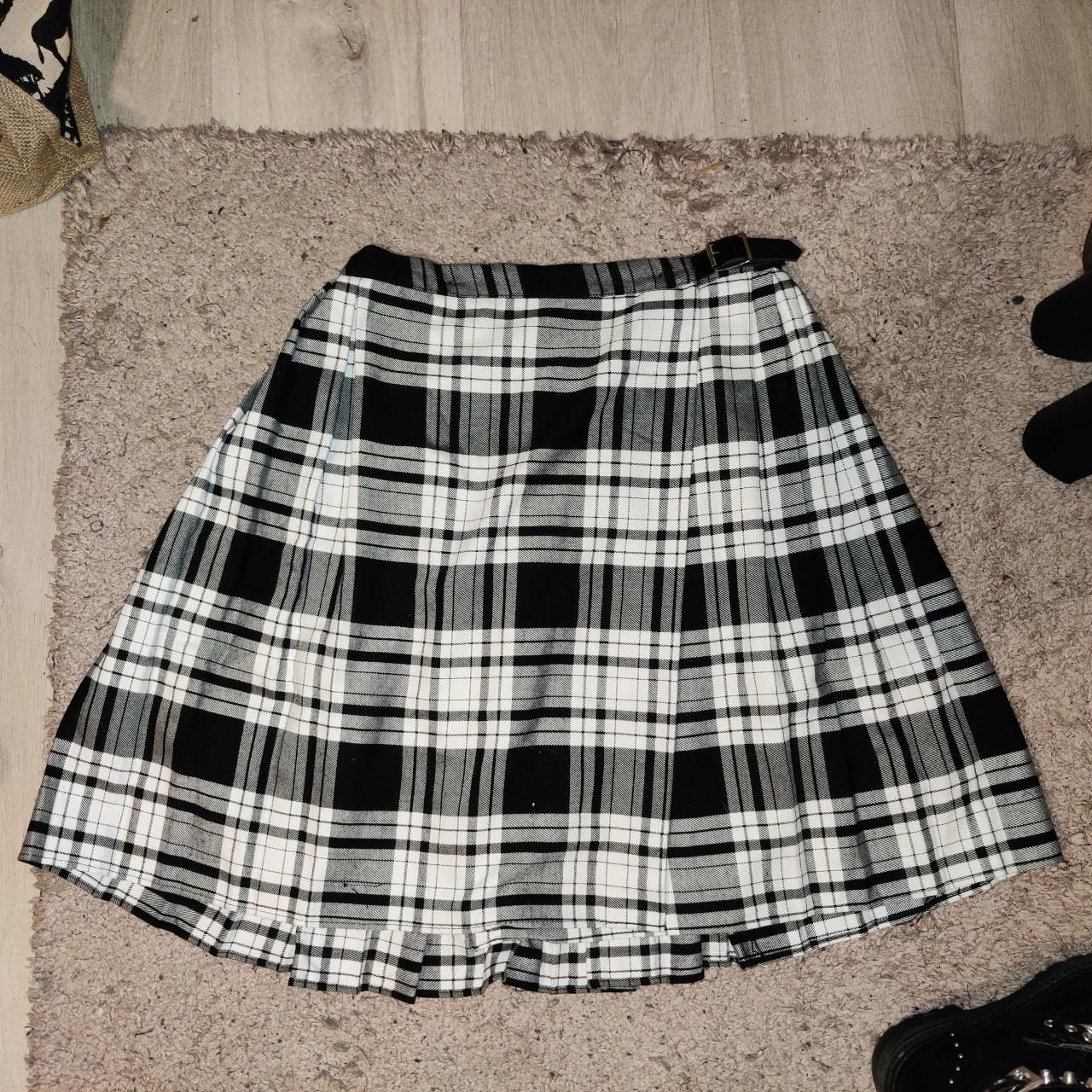 Debenhams Women's Skirt | Depop