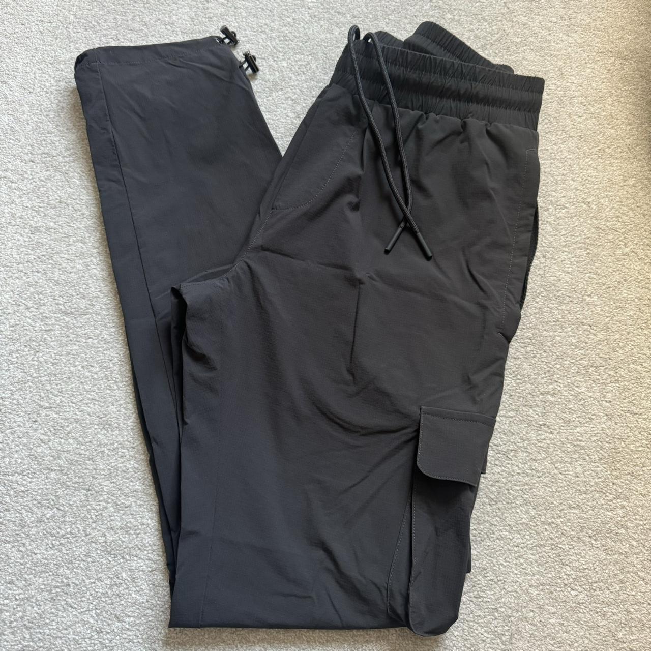 Arne grey cargo pants trousers • size S •