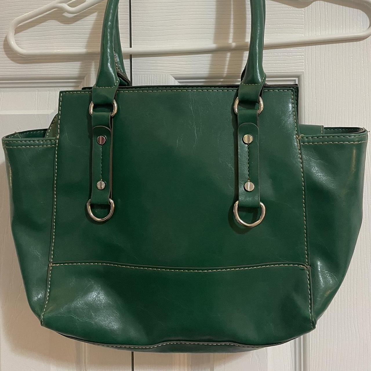 Super cute green handbag - Depop