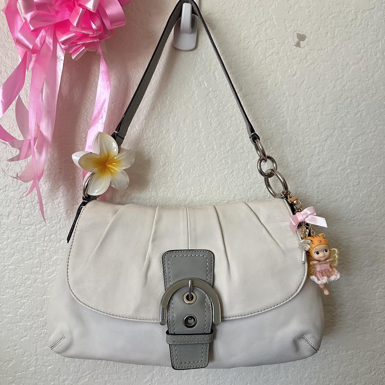 item listed by lisandraa