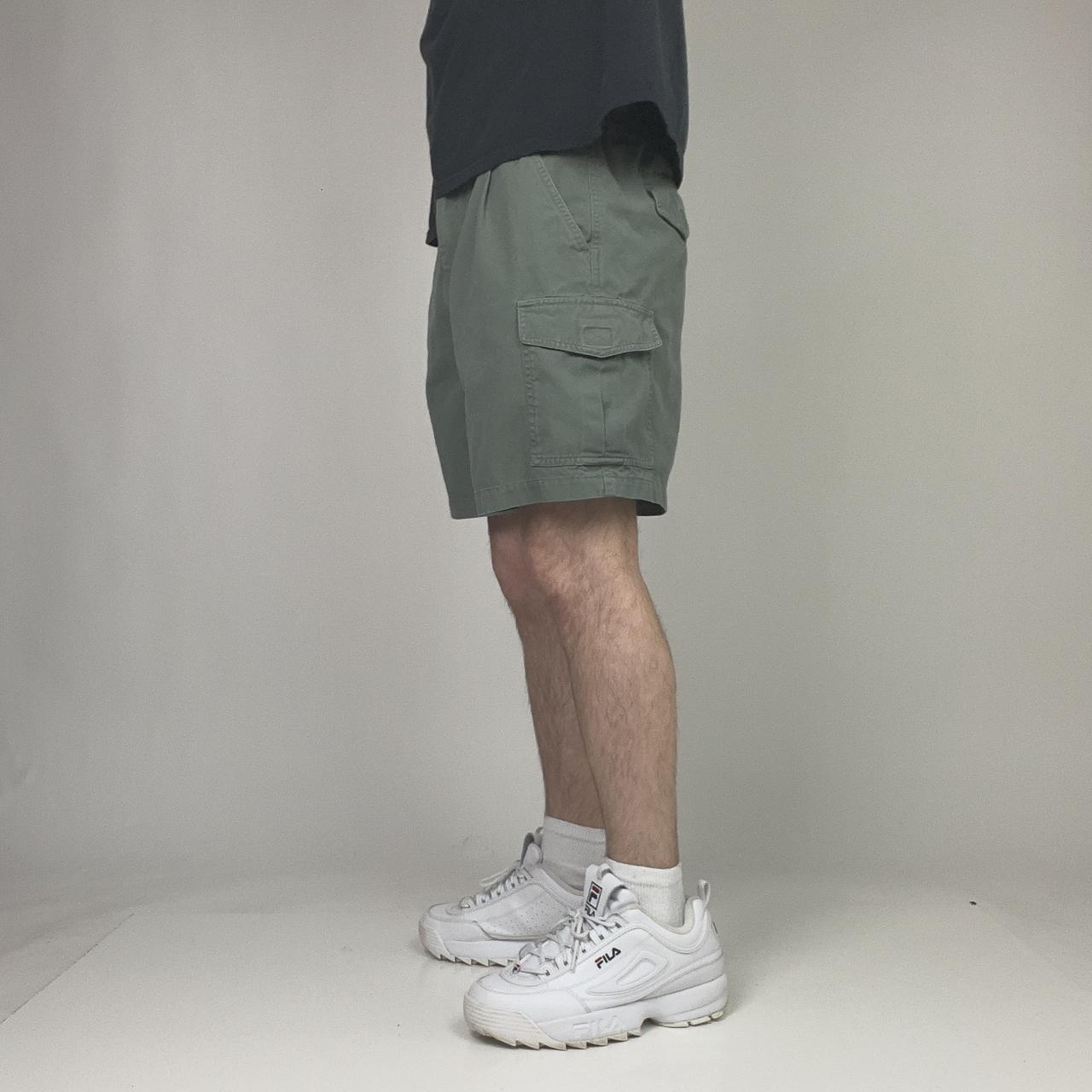 Cabela's Women's Green Shorts Depop