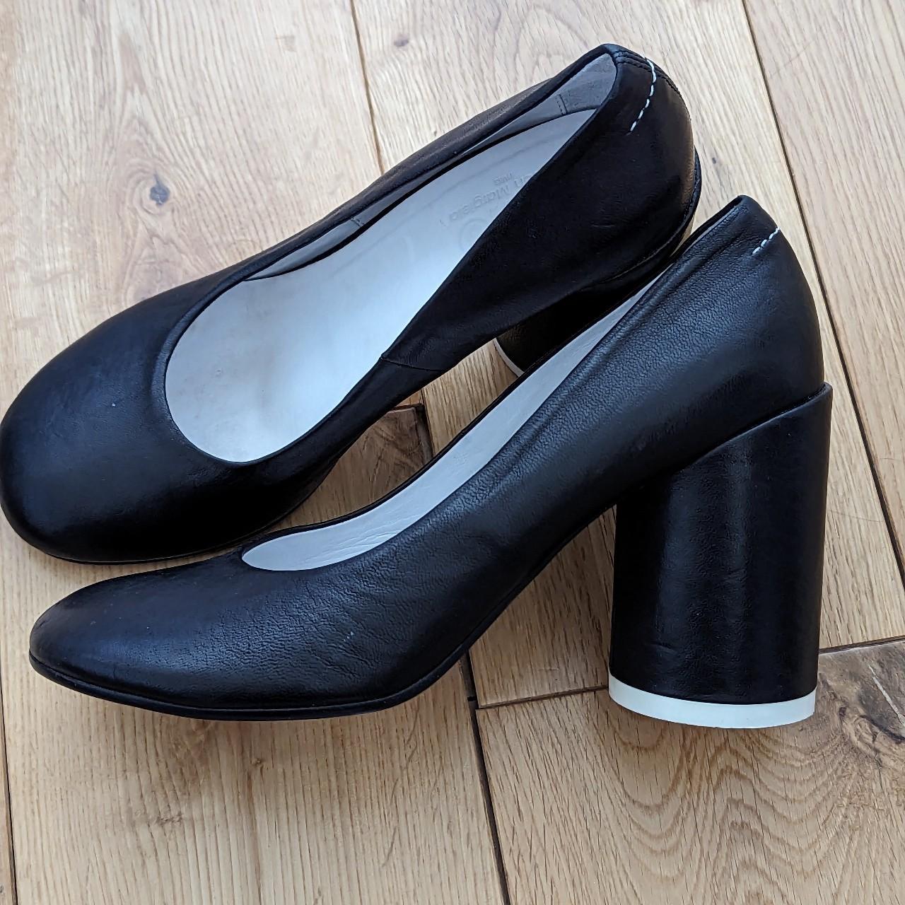 パンプス MM6 MAISON MARGIELA LEATHER PUMPS MM6 Maison Margiela Court Pumps | Black | FARFETCH