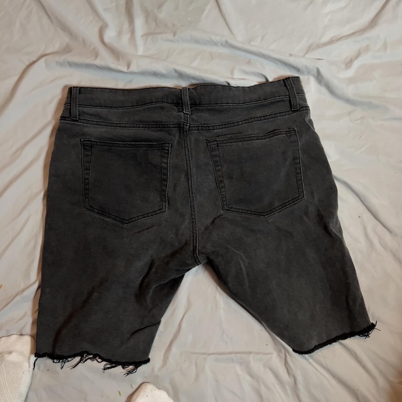 Black jorts from no boundaries, size 34 - Depop