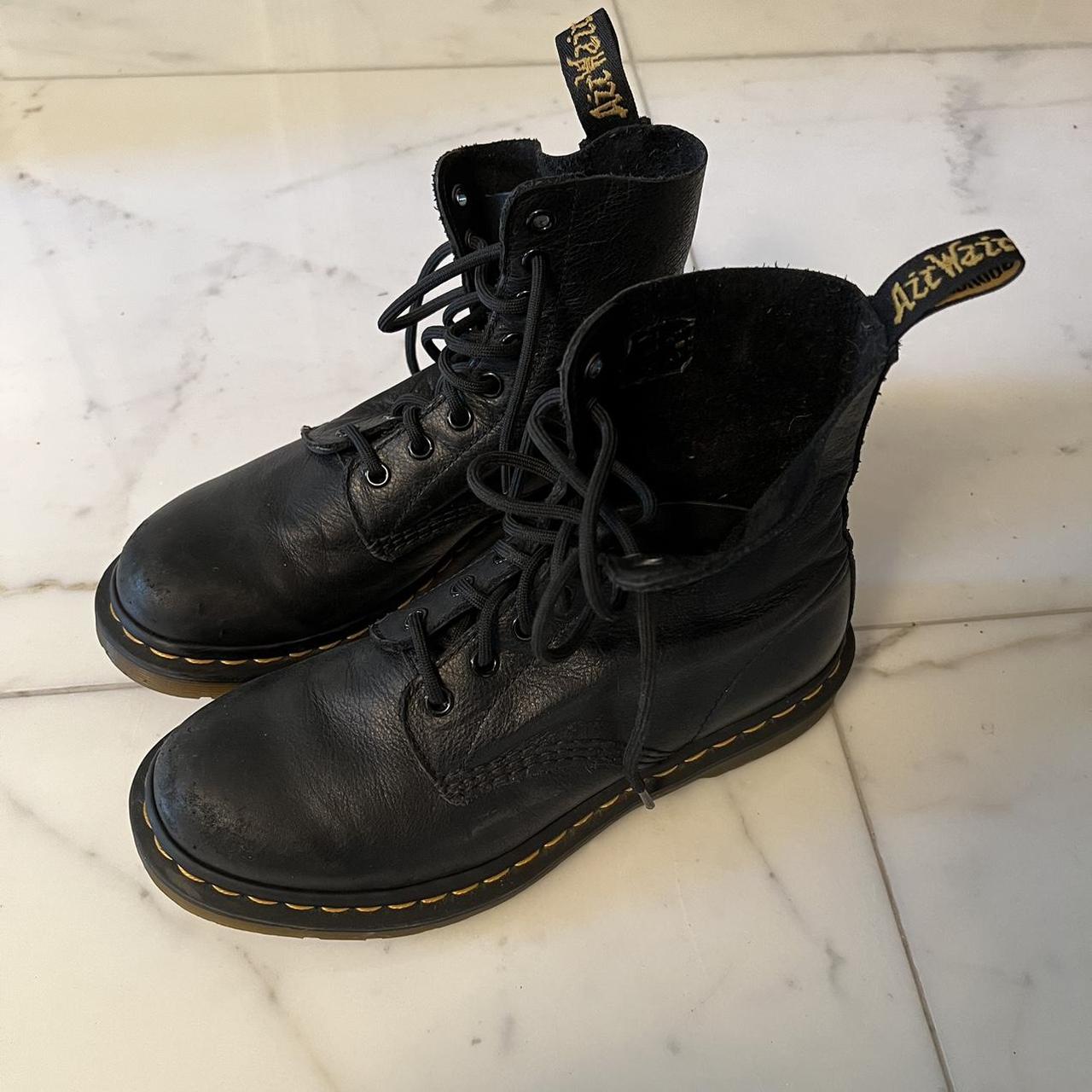 Soft leather sale doc martens