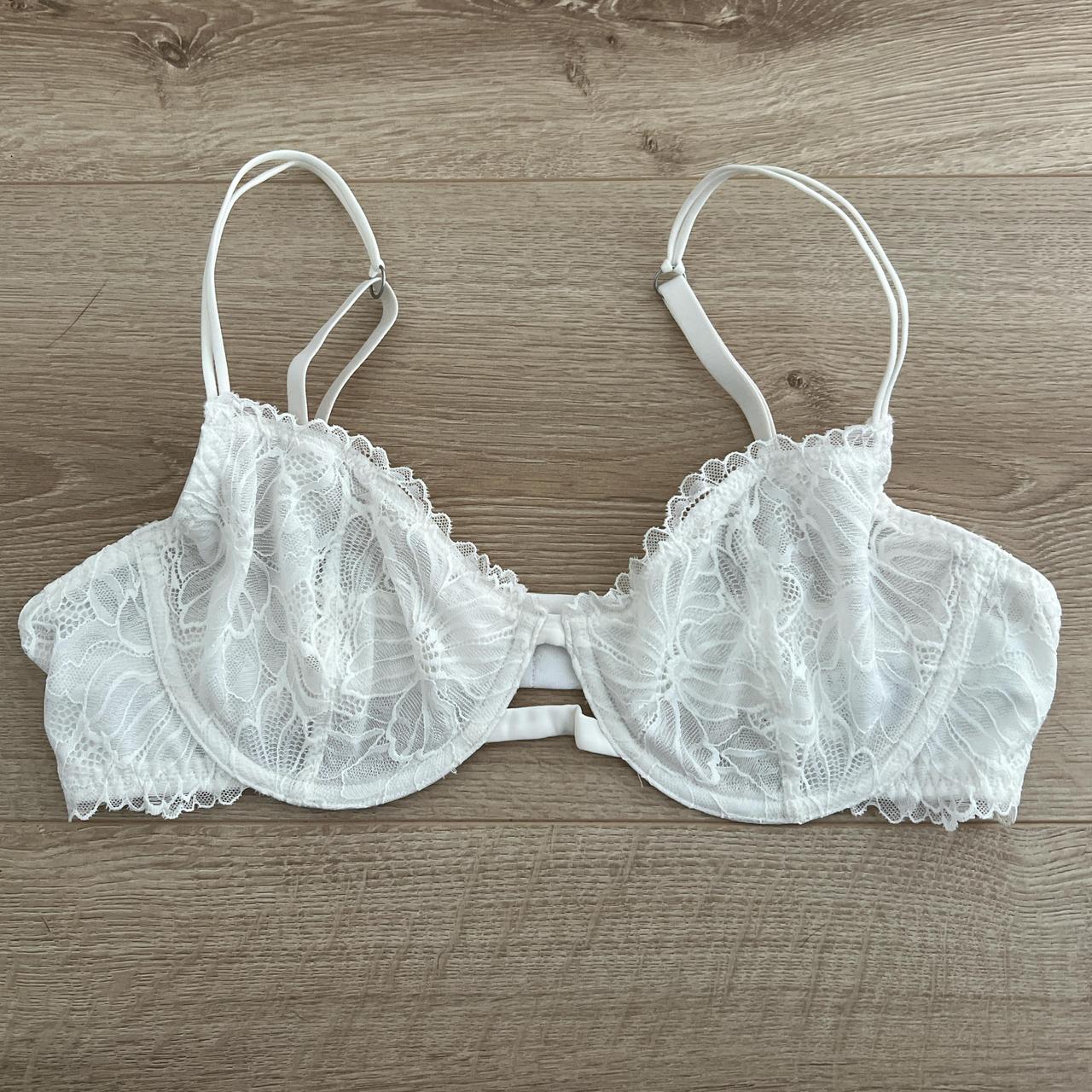 Hollister bralette sizing online