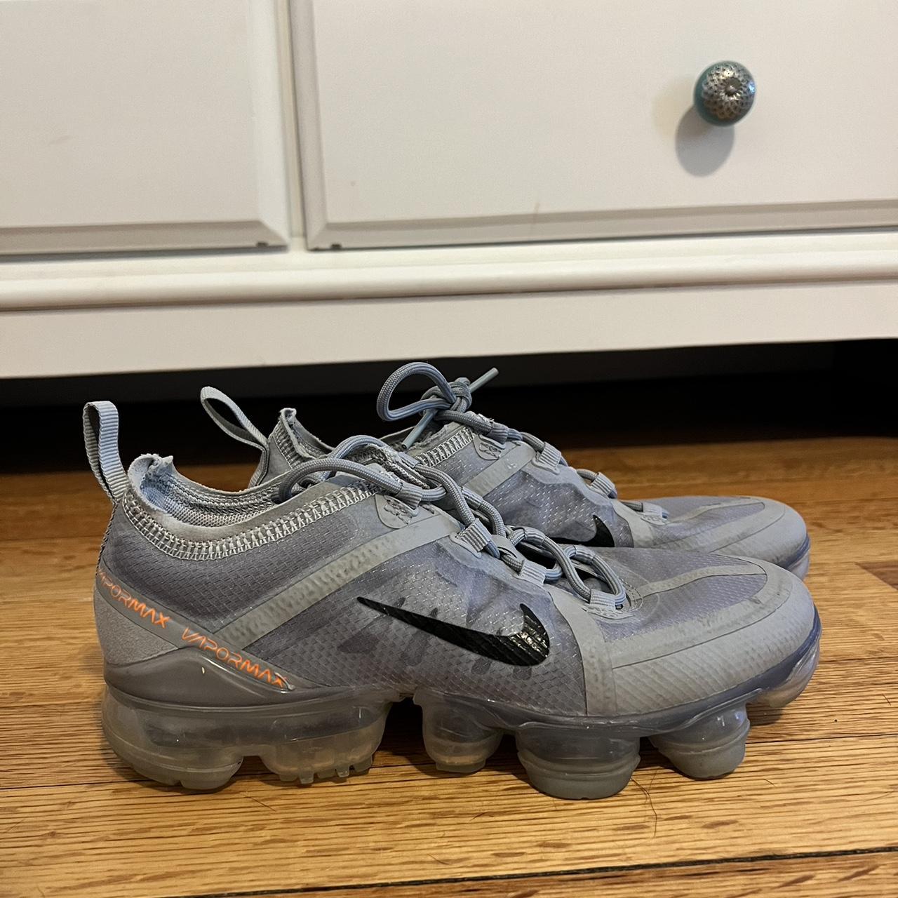 Vapormax on sale youth sizes