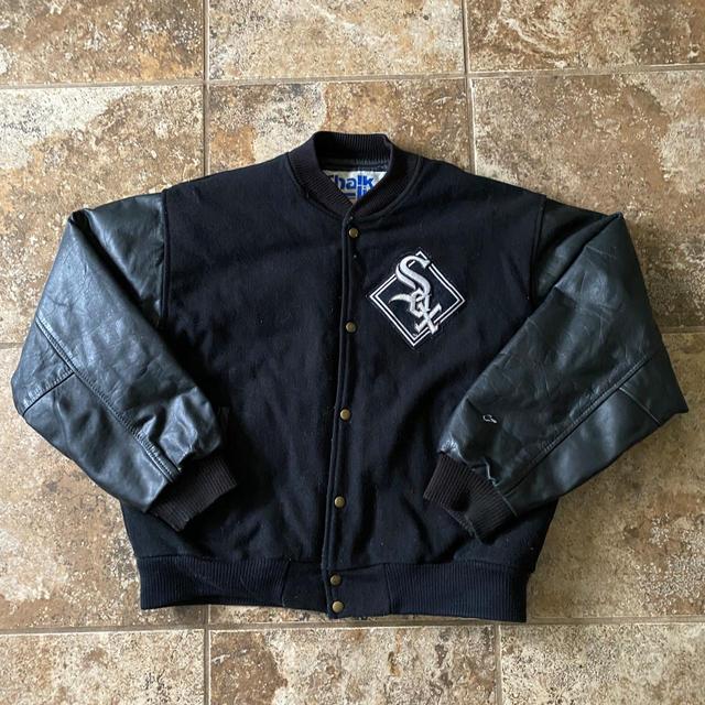 Vintage Chicago White Sox Puffer Jacket. Made by - Depop