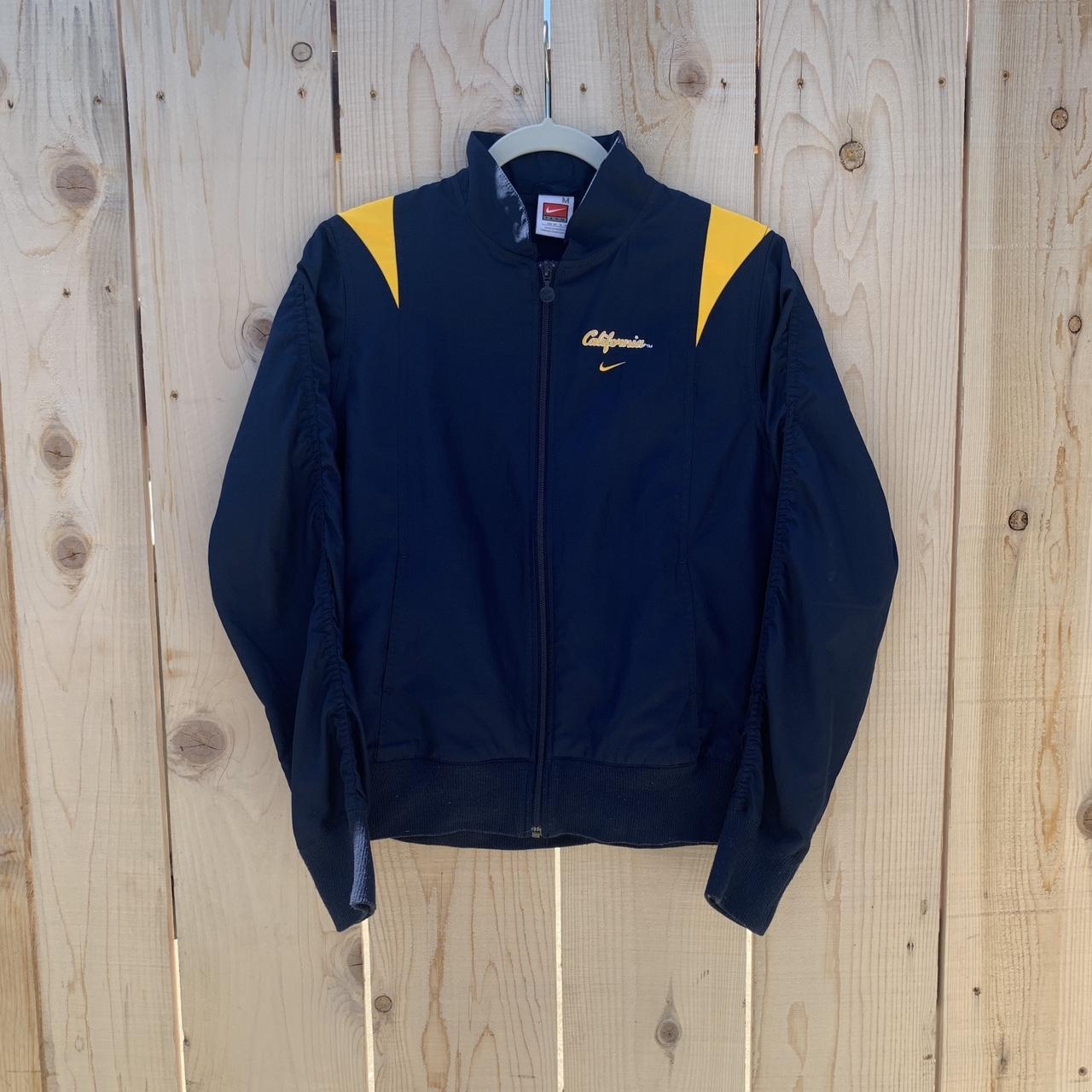 UC Cal Berkeley Zip Up Size: M (8-10) P2P: 19 1/2... - Depop