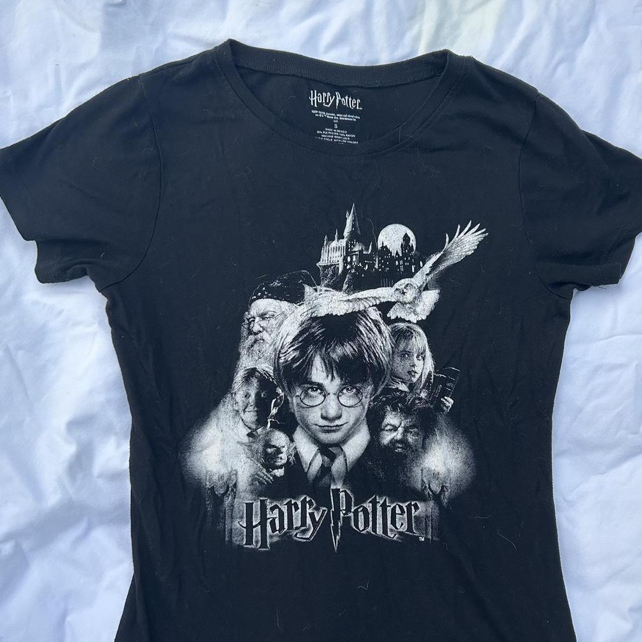 Harry Potter thin black tee with all characters... - Depop