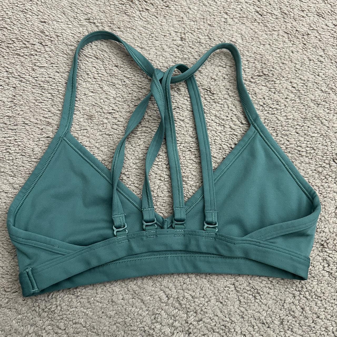 Gymshark minimal sports bra Size Small (tag cut off) Depop