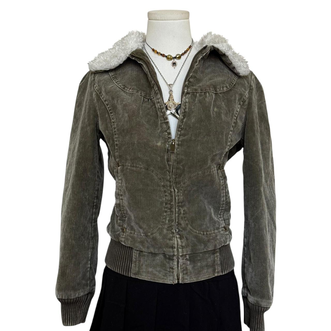 item listed by plumrum