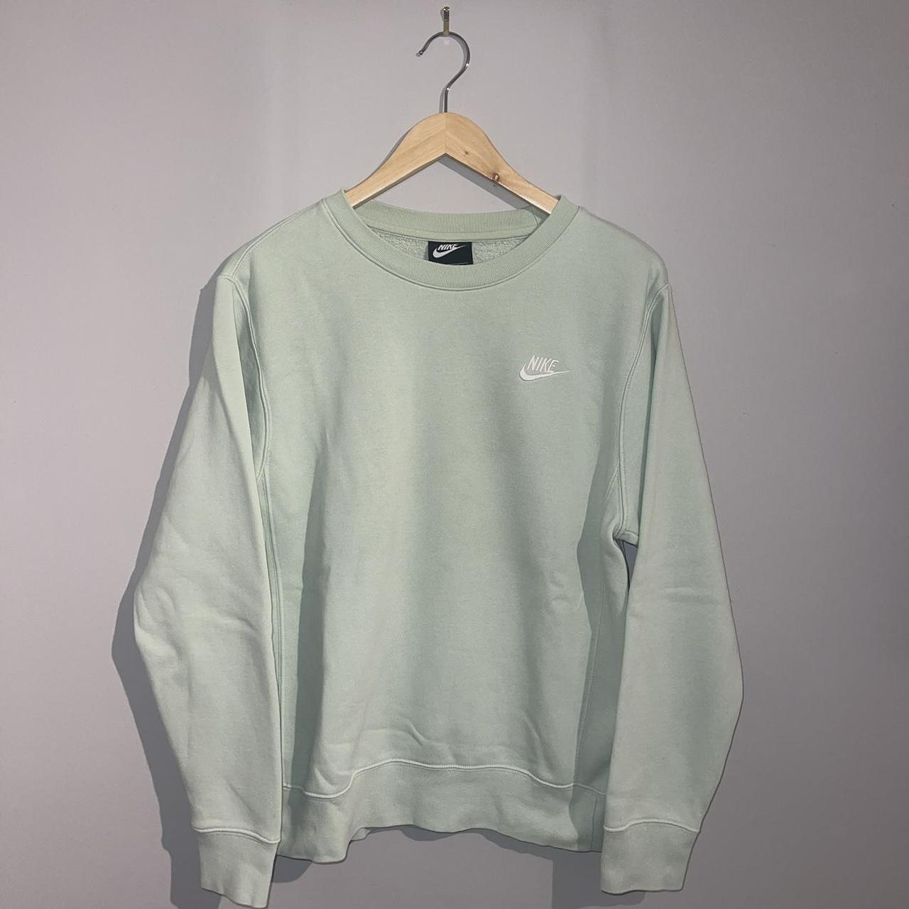 ash green nike sweatshirt