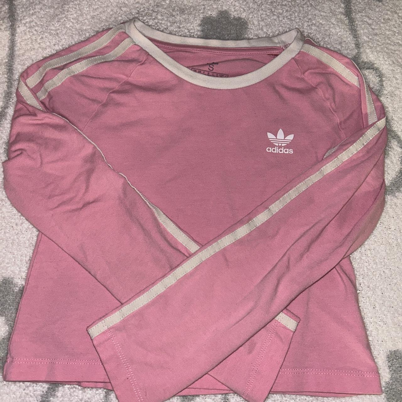 SUPER CUTE 🖤 PINK ADIDAS LONG SLEEVE CROP TOP **FITS... - Depop