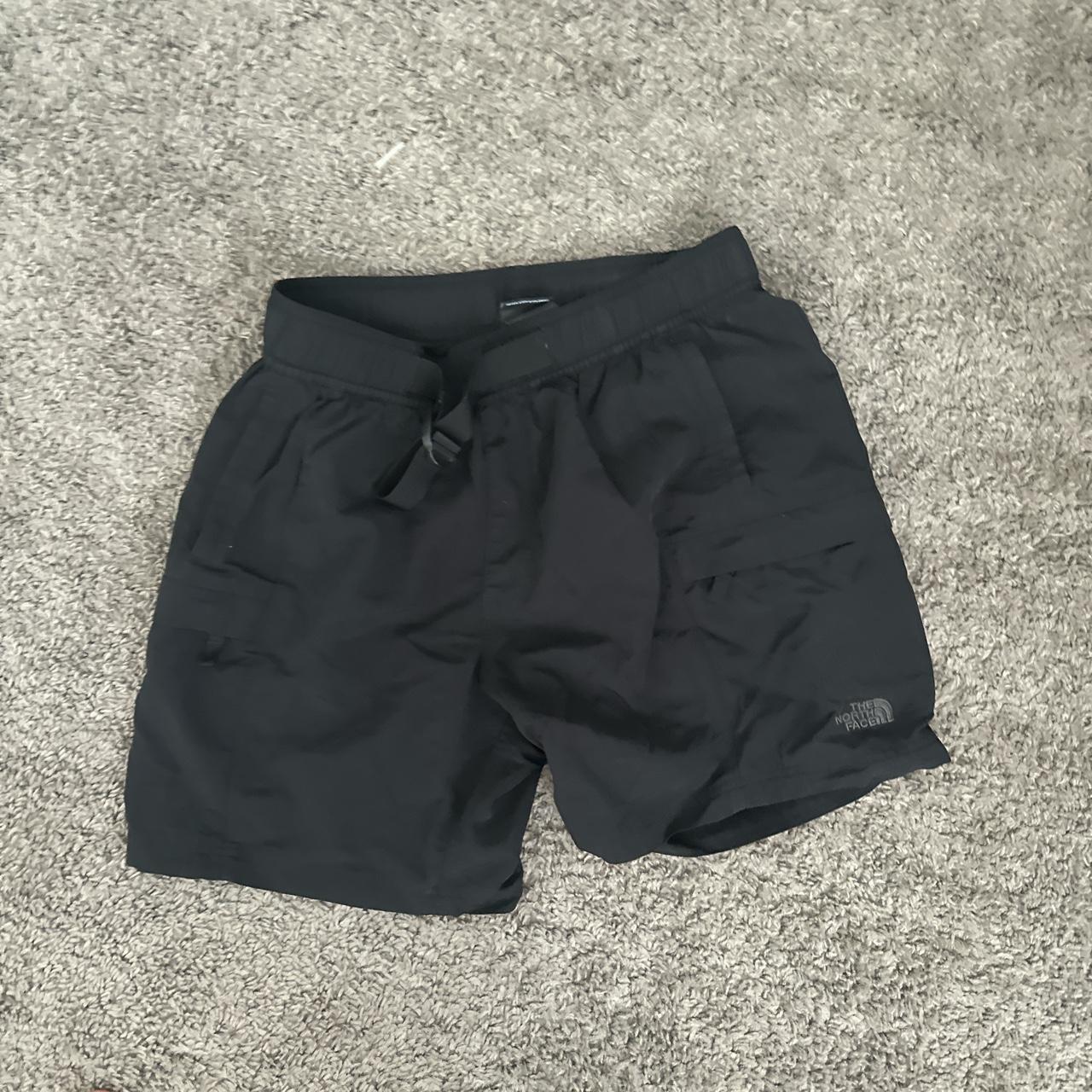 North face shorts men’s small netting inside Depop