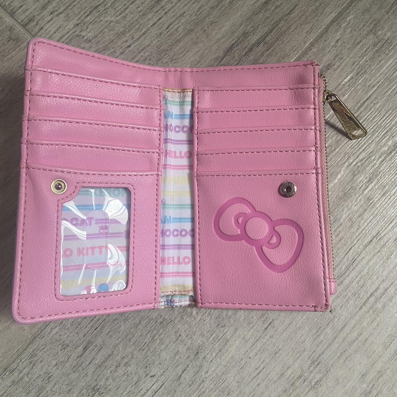 🎀 HELLO KITTY LOUNGEFLY WALLET 🎀 Only used this... Depop