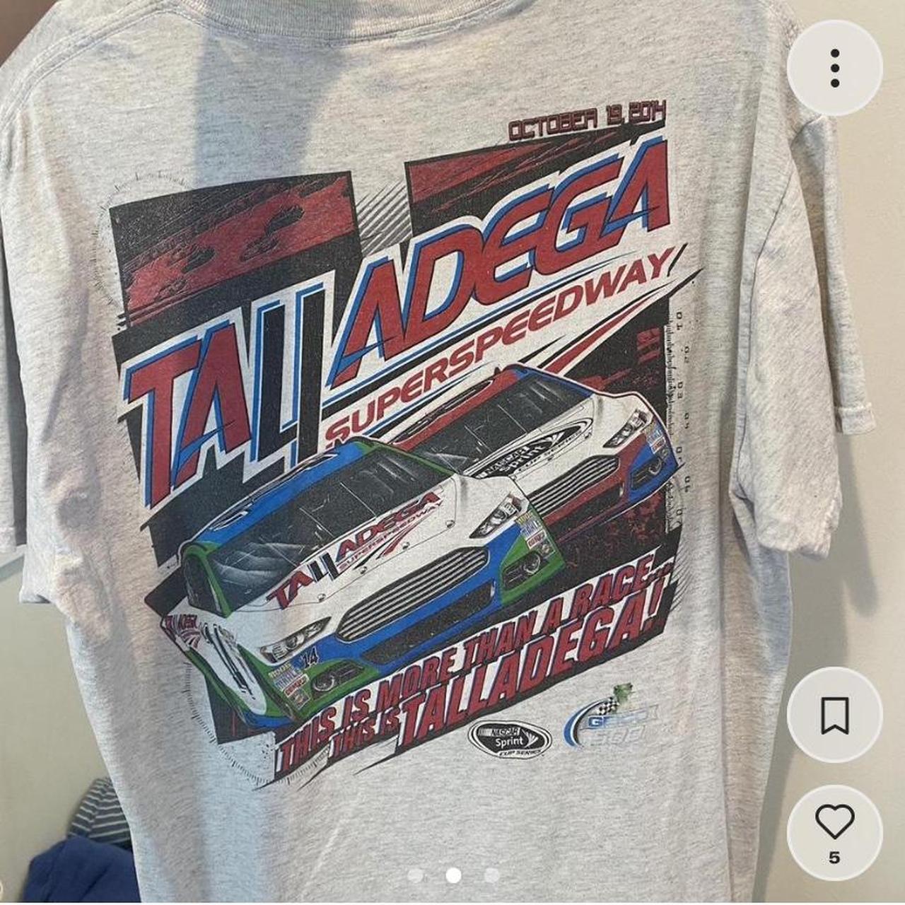 geico racing t shirt size L - Depop