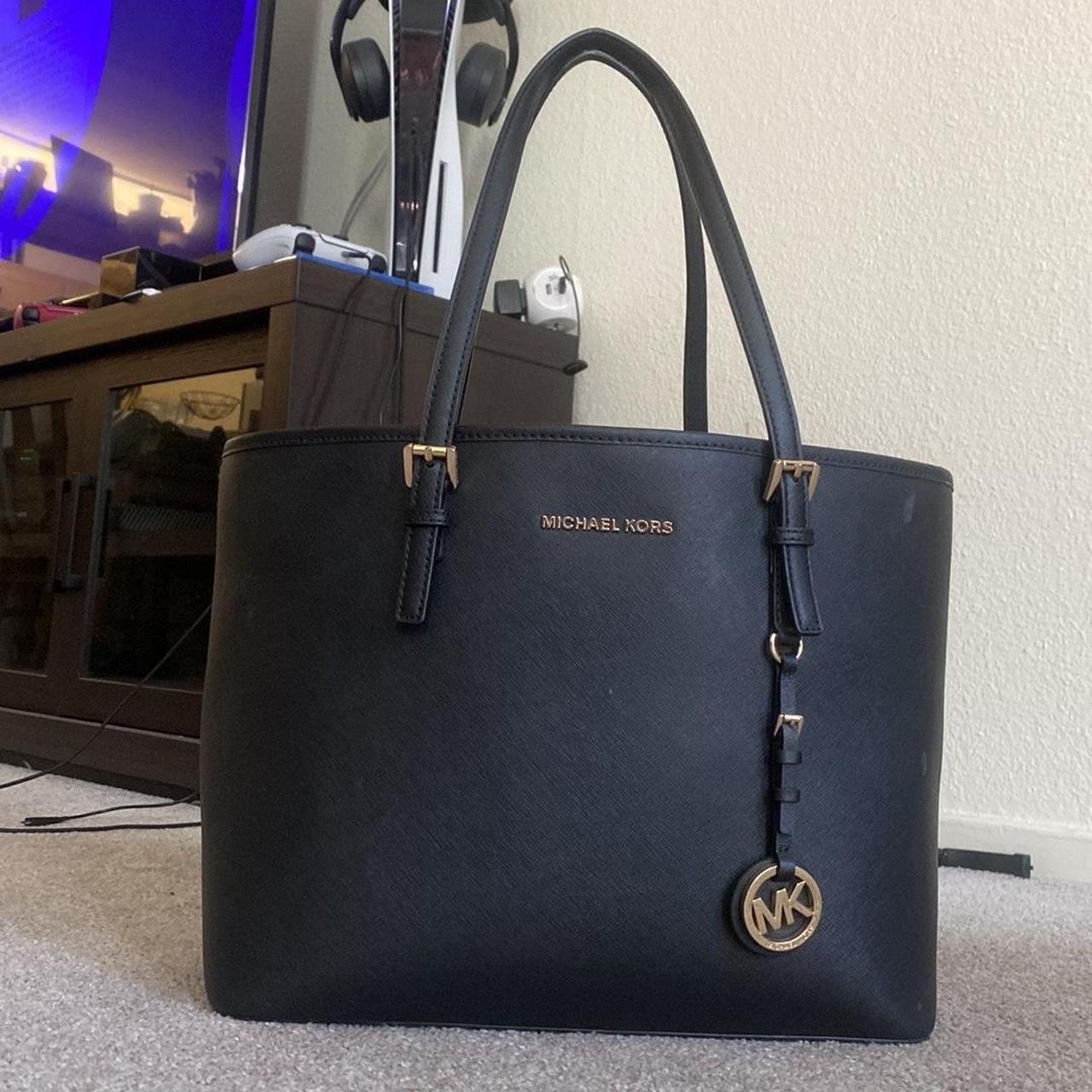 Michael kors classic sales black bag