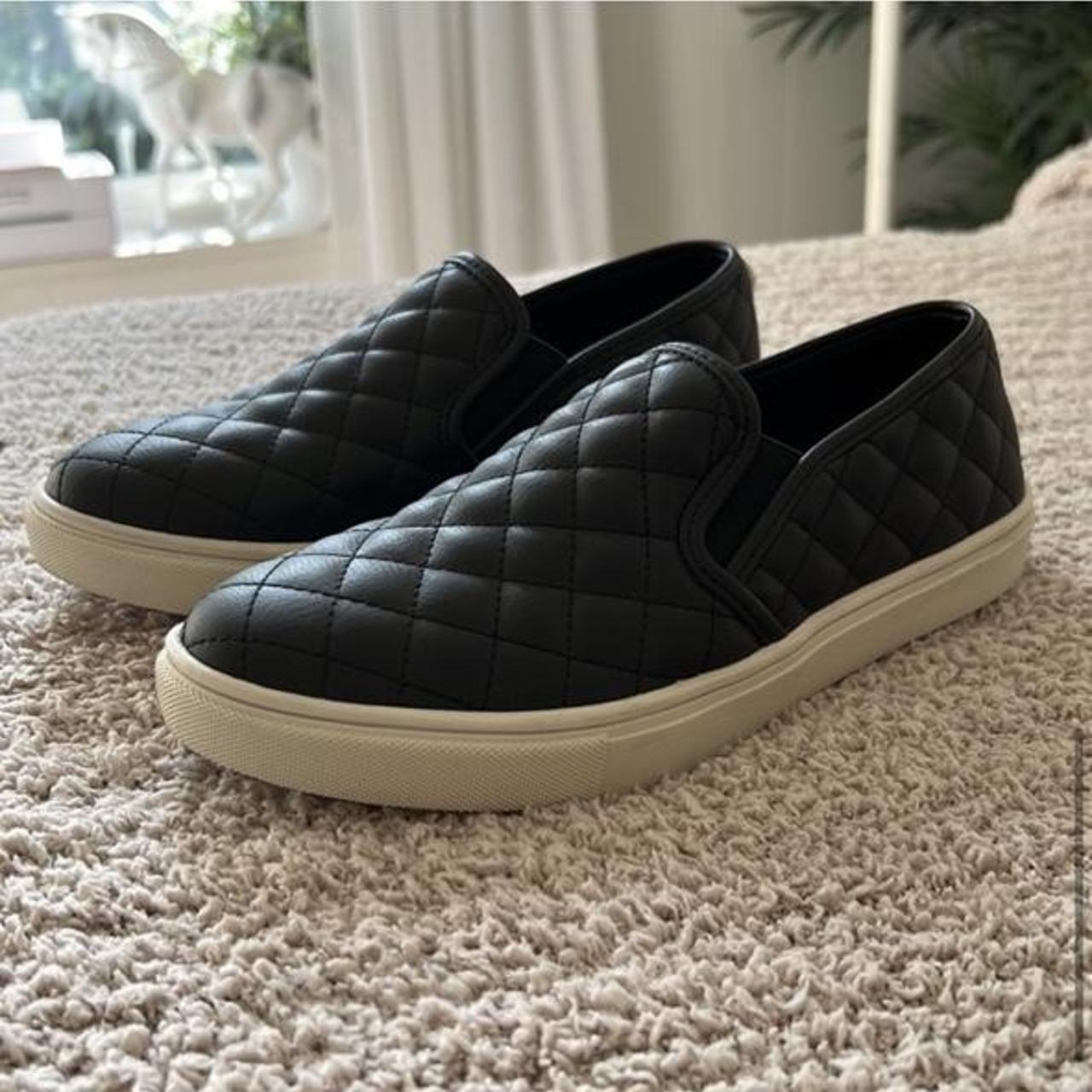 Steve Madden Slip On Sneaker Brand new never worn