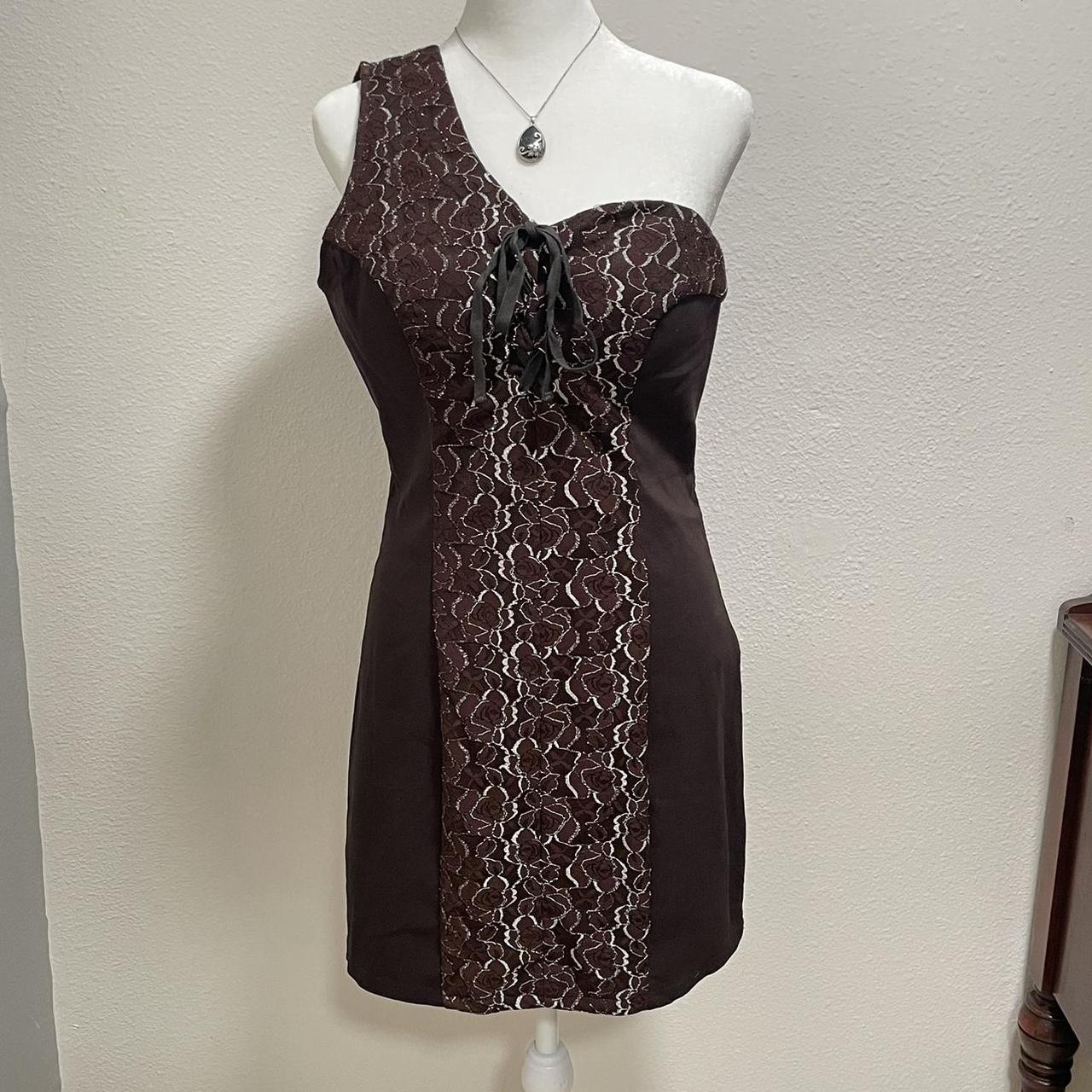item listed by ashgnzzz