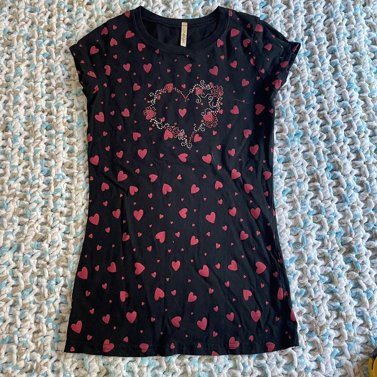 item listed by ashgnzzz