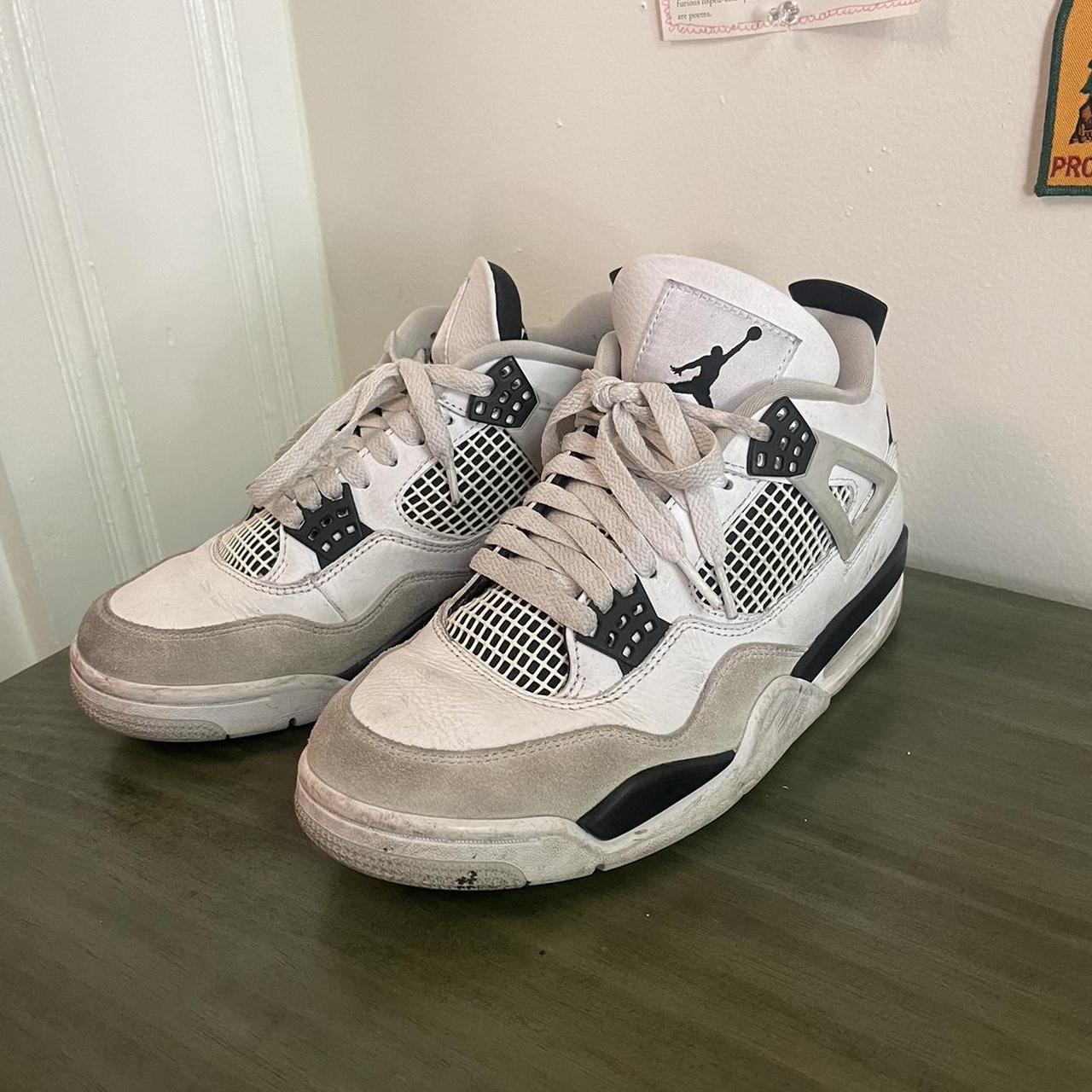 triple black air jordan 4