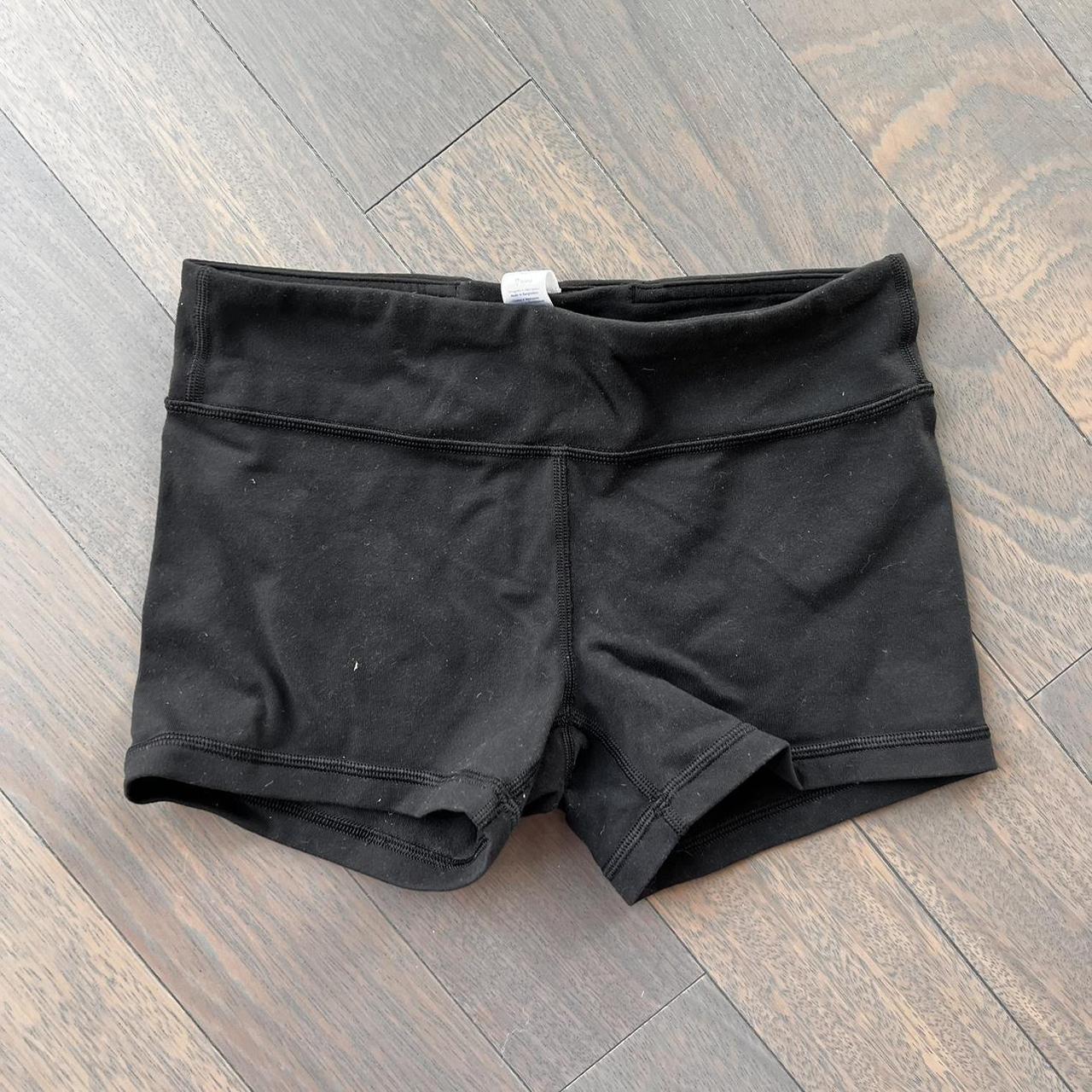 Ivivva store black shorts