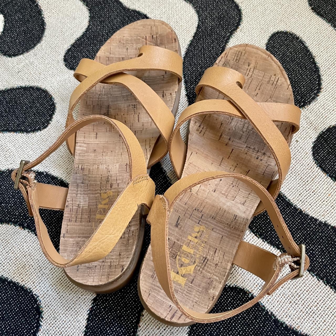 Korks Women's Tan and Brown Sandals (3)
