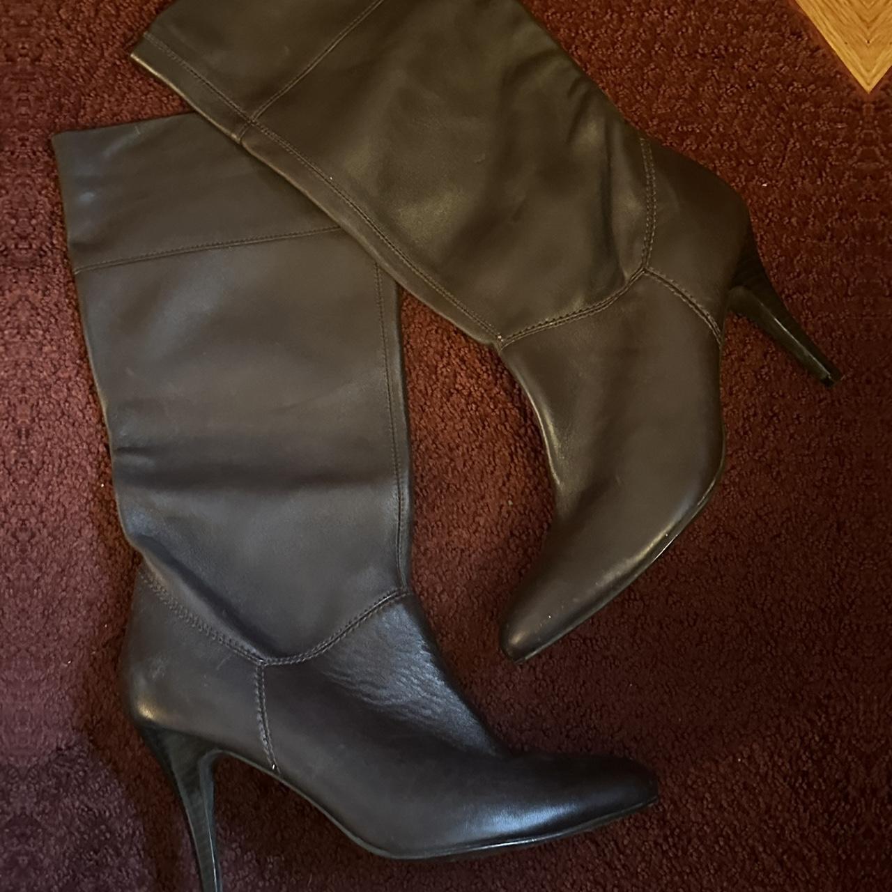 Tall kitten heel brown boots - Depop