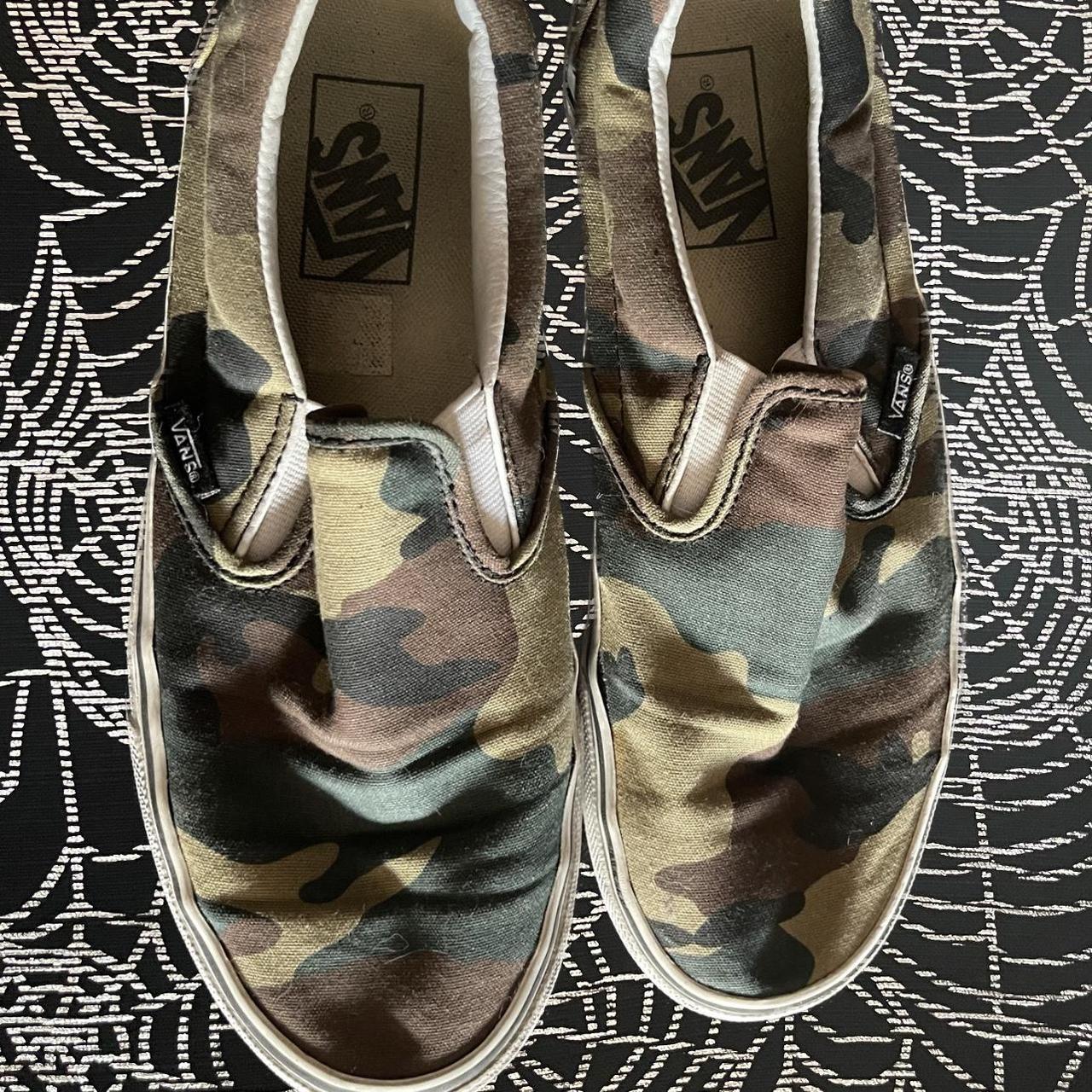 Vans classic slip sales on camo