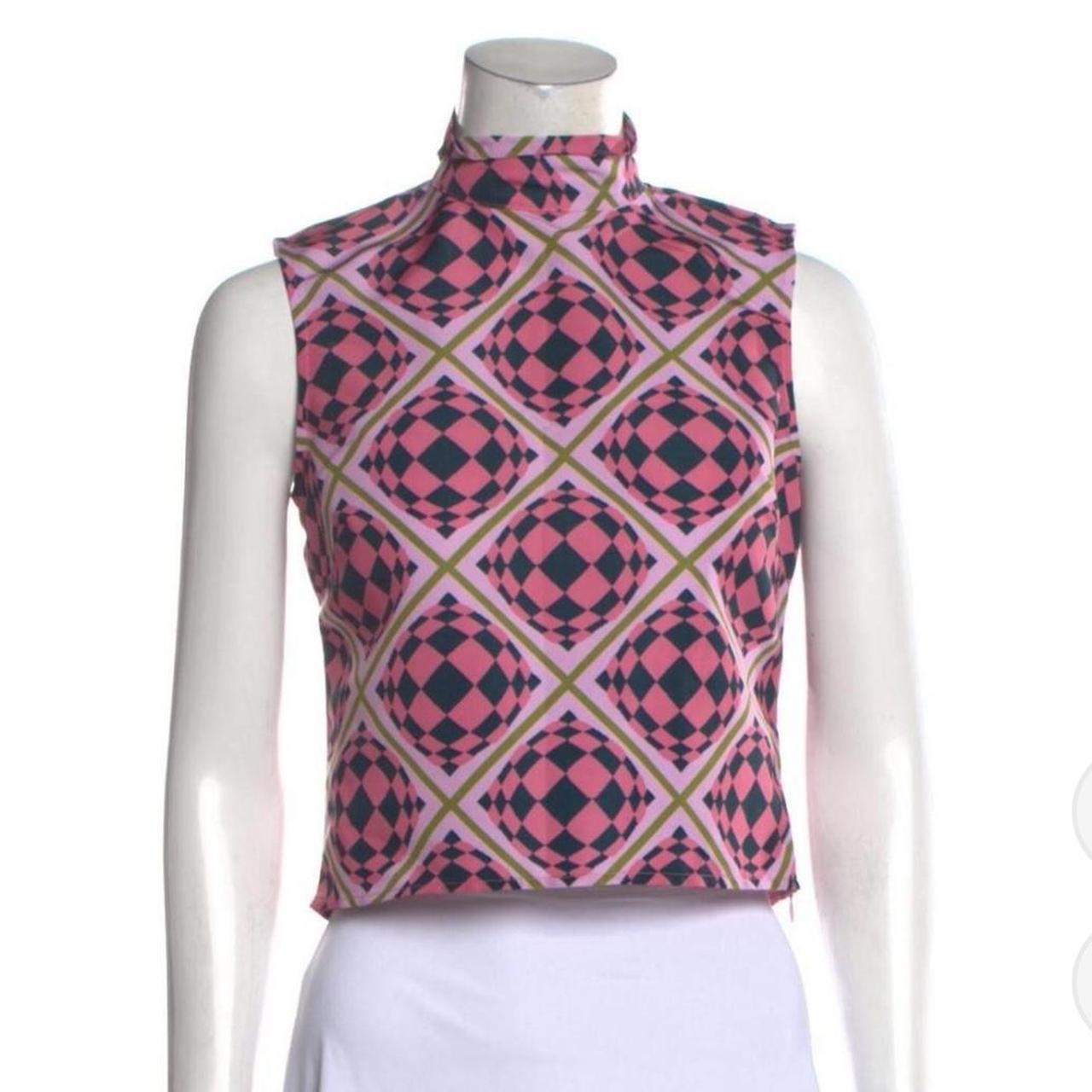 Maisie Wilen xs top—this model is out of stock... Depop