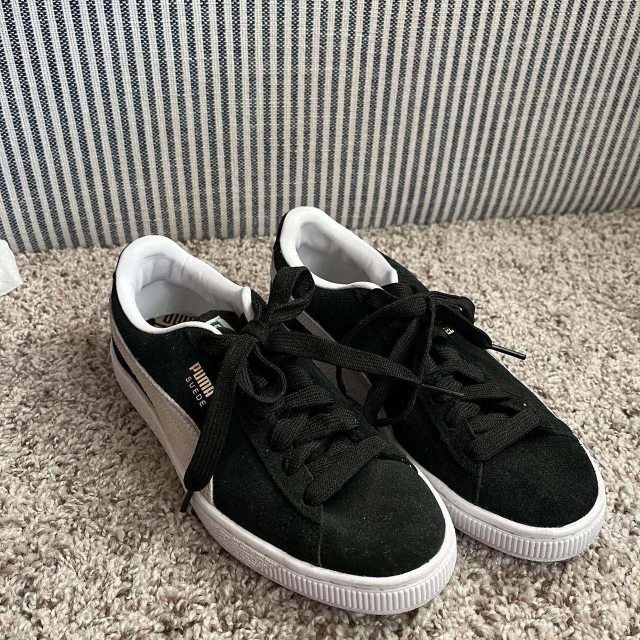 Suede Puma sneakers in black 🖤 Similar to the... - Depop