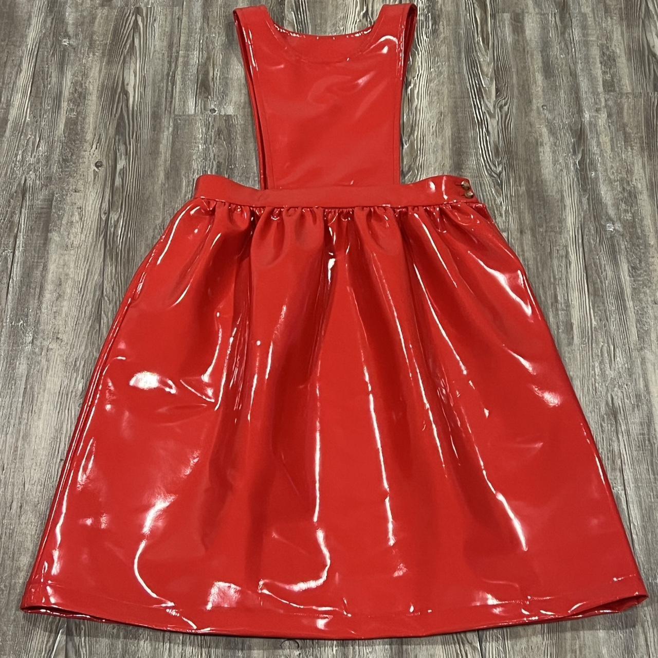 item listed by holosyne