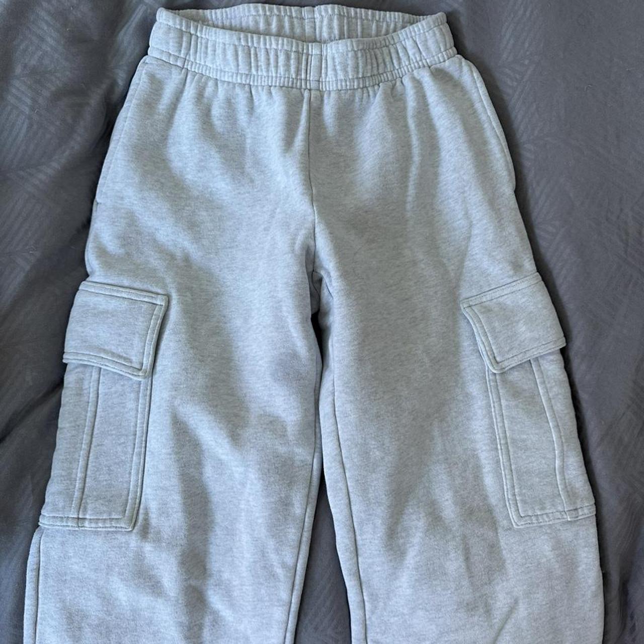 aritzia tna mega cargo sweatpants xxs heather chrome... Depop