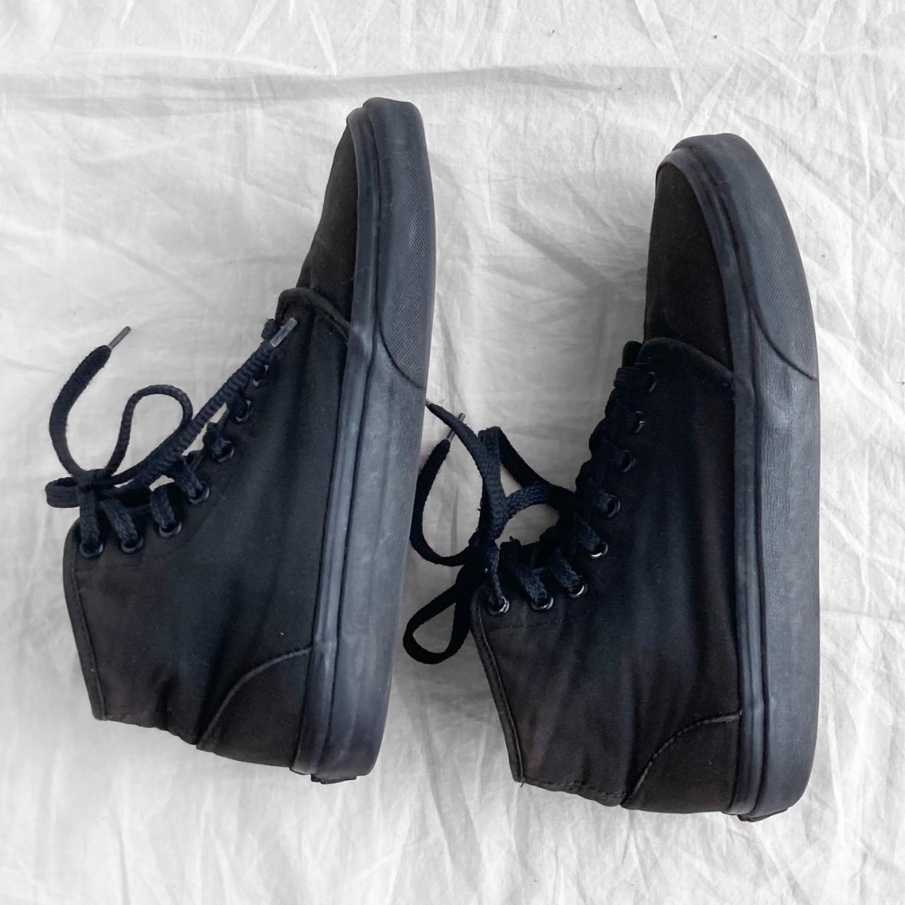 vans total black prezzo