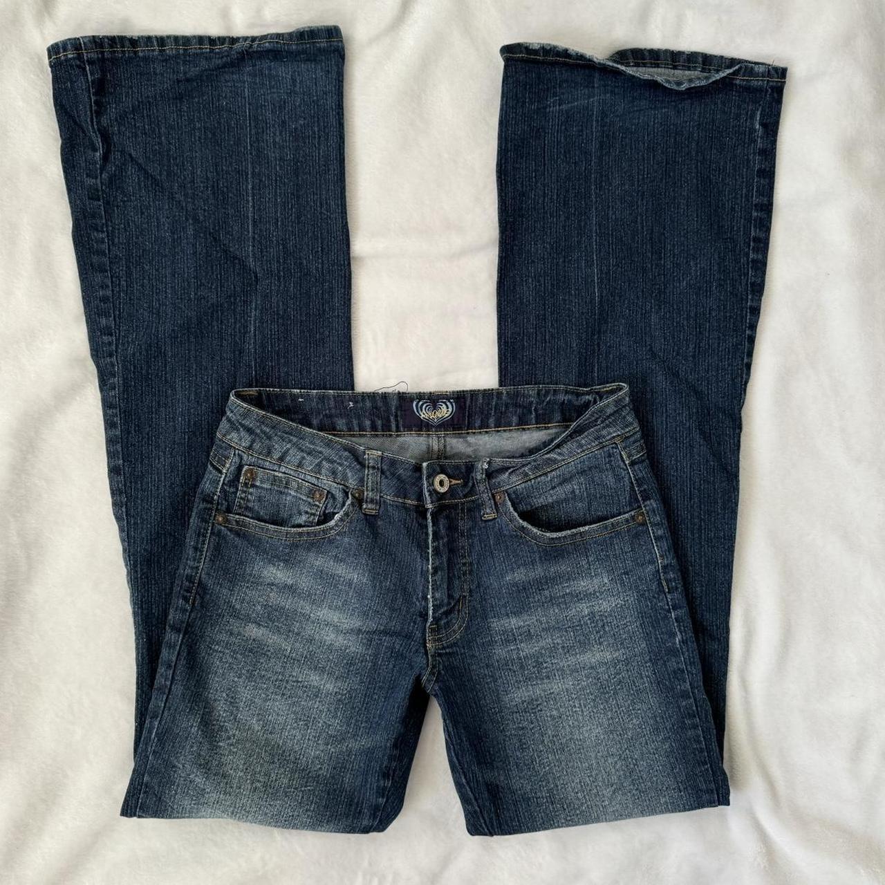item listed by thecamigirl