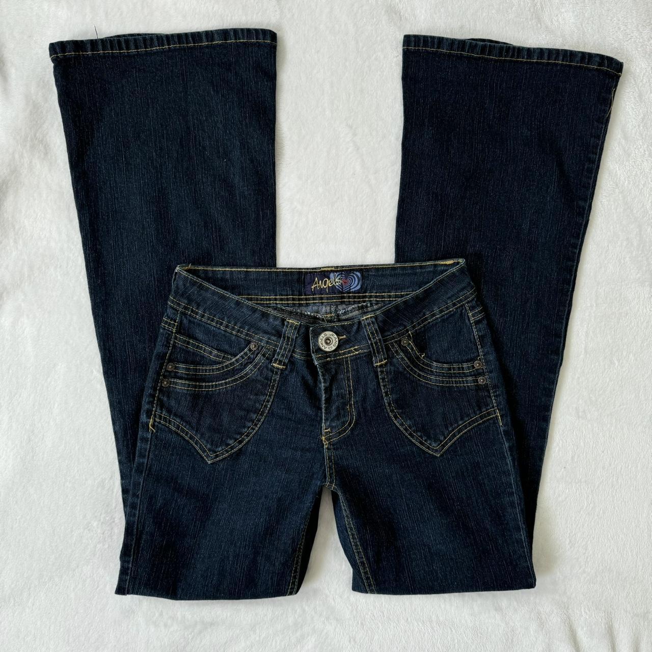 item listed by thecamigirl