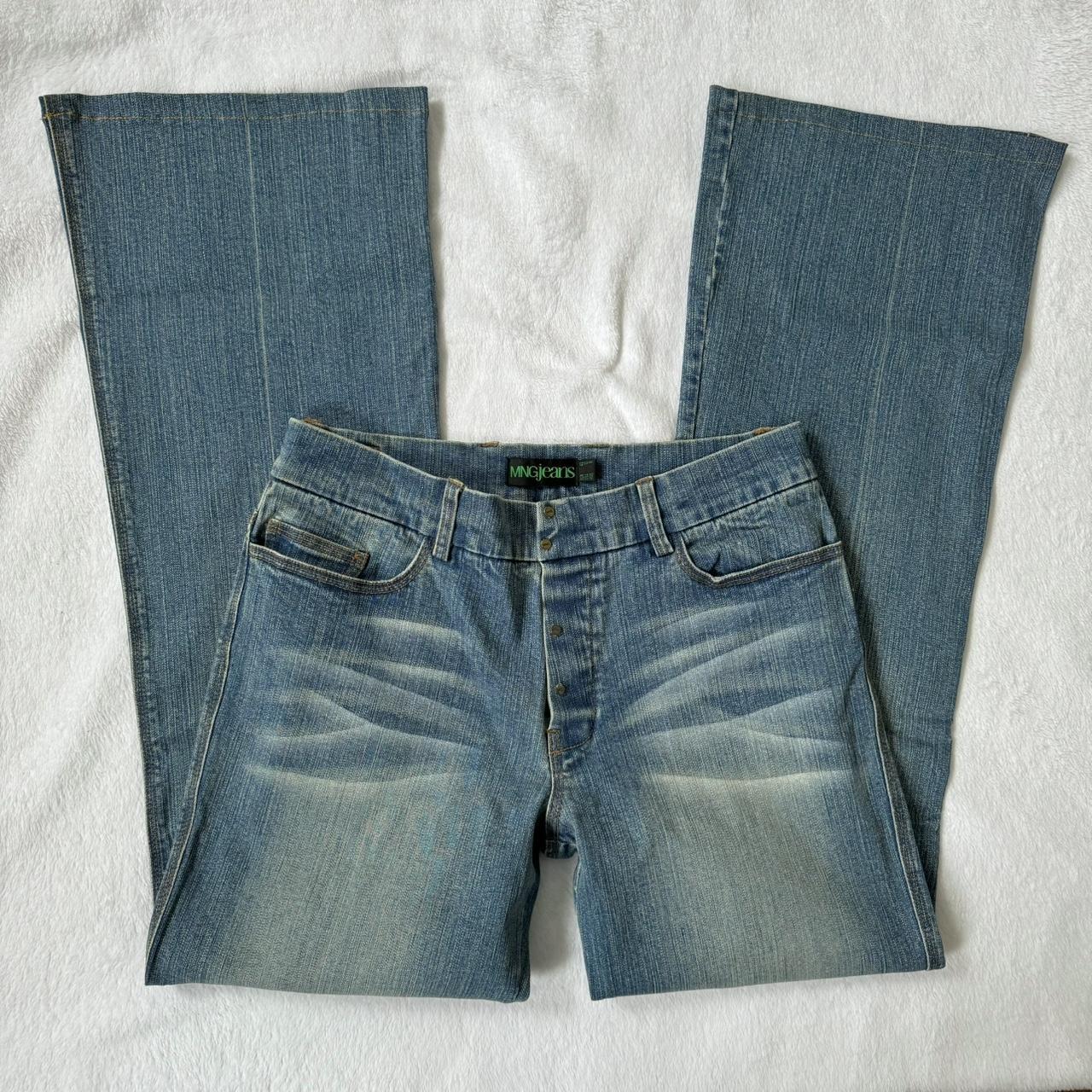 item listed by thecamigirl