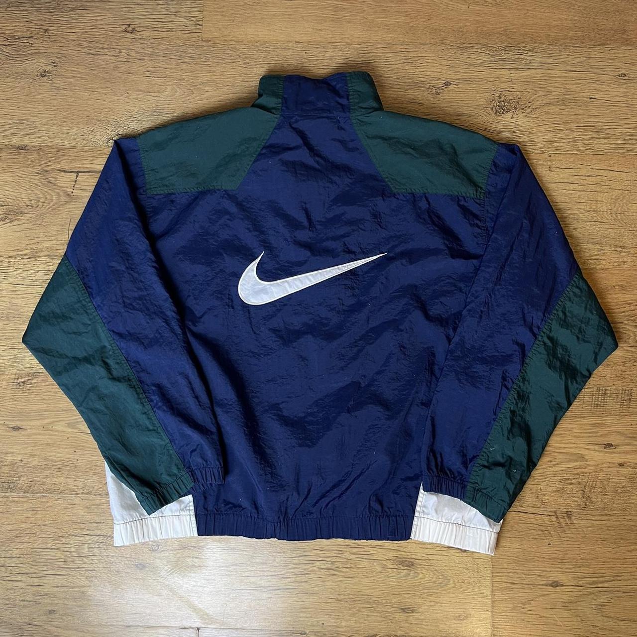 Nike Men's Navy and Green Jacket | Depop