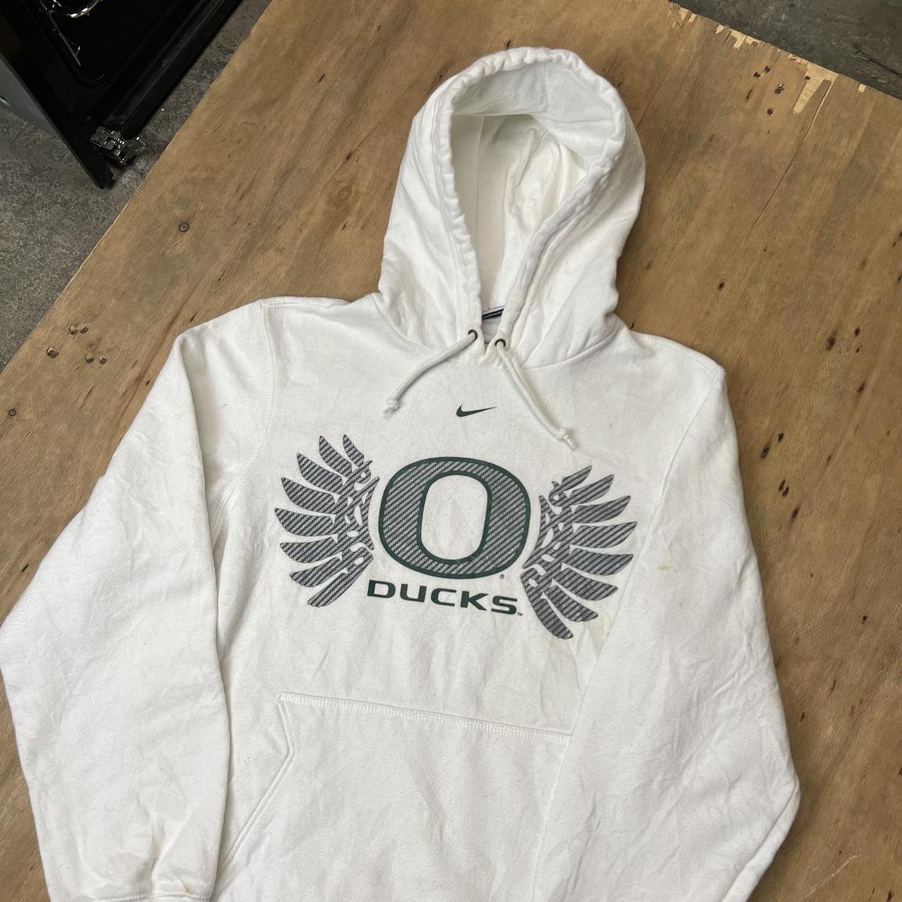 Nike oregon大学 DUCKS チーム プルオーバーパーカー古着 Vintage Nike Team x 'Oregon Ducks' NFL | Depop
