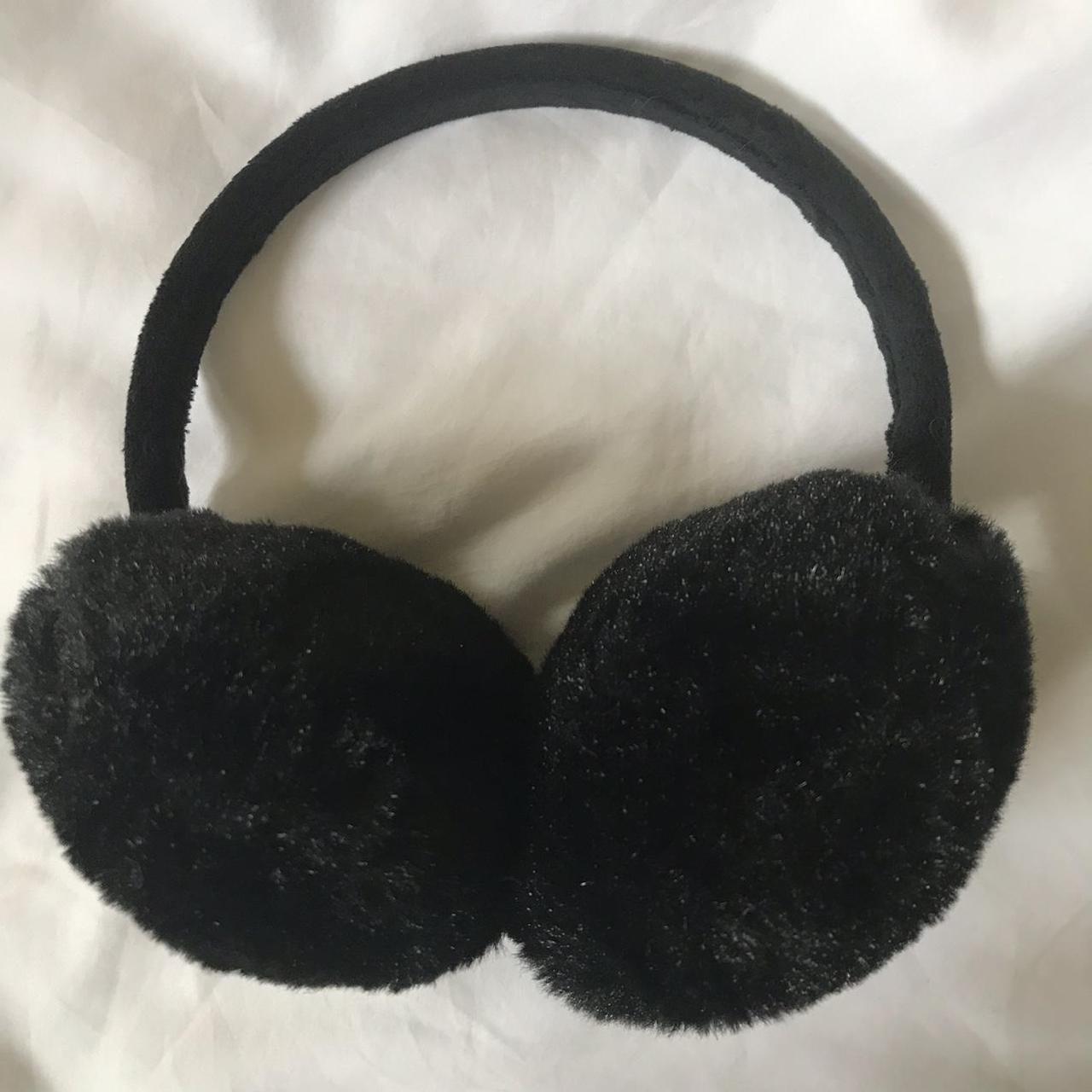 Black fuzzy ear muffs 🐼 Look like a winter baddie... Depop