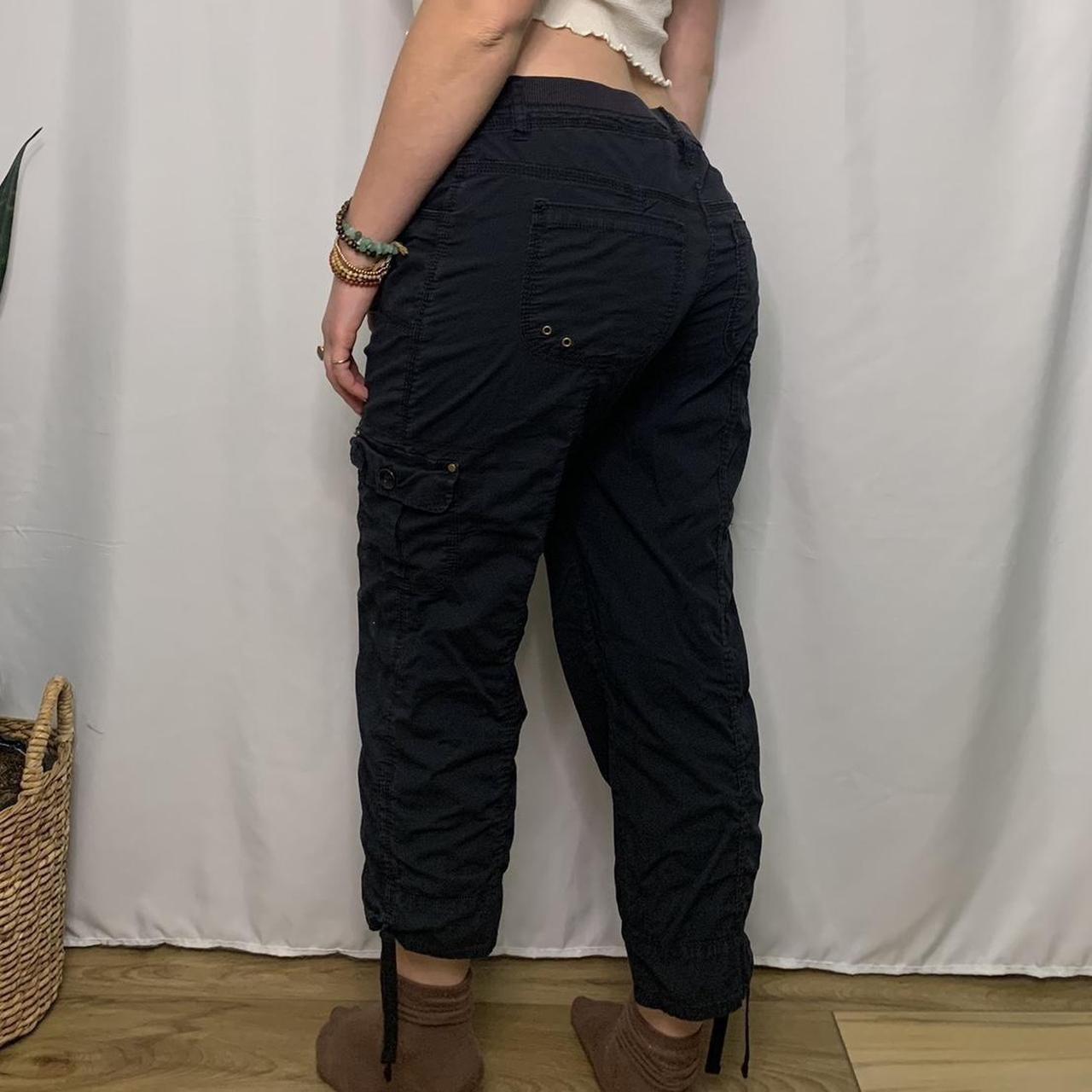 Chicos cargo crop store pants