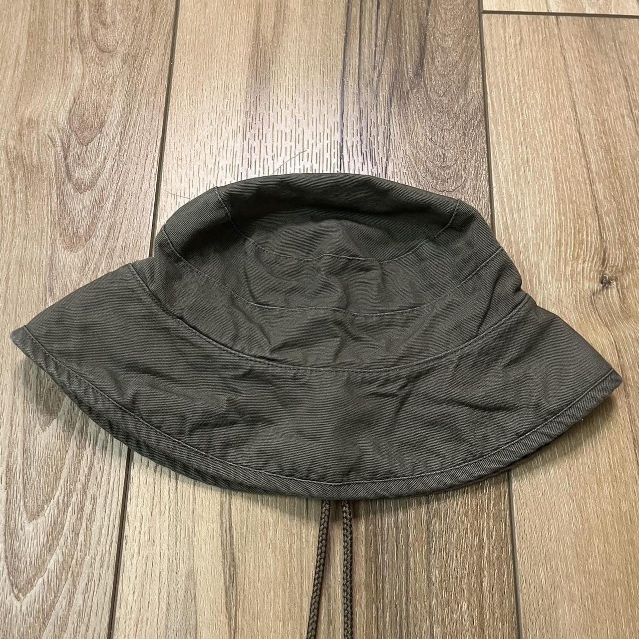 item listed by moonflwrshop