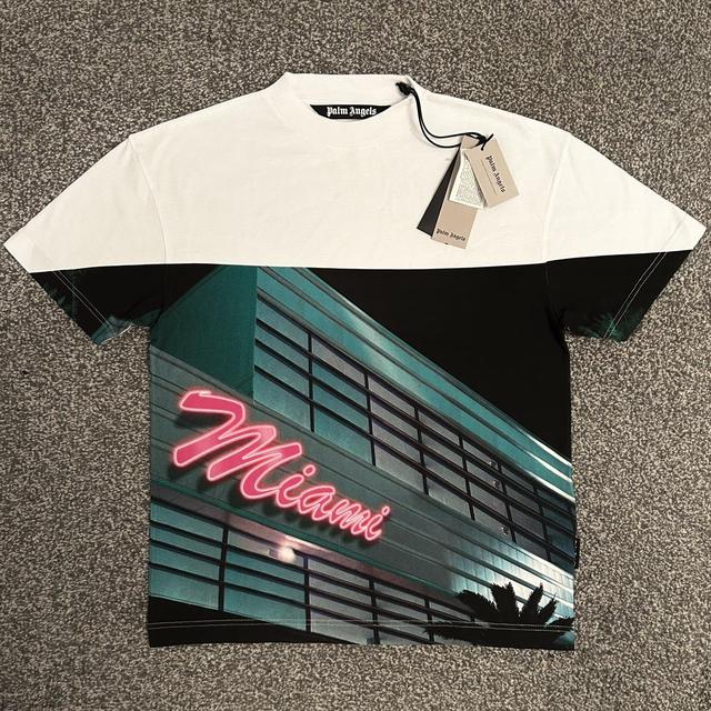 Palm angels miami logo tshirt - size small Tshirt - Depop