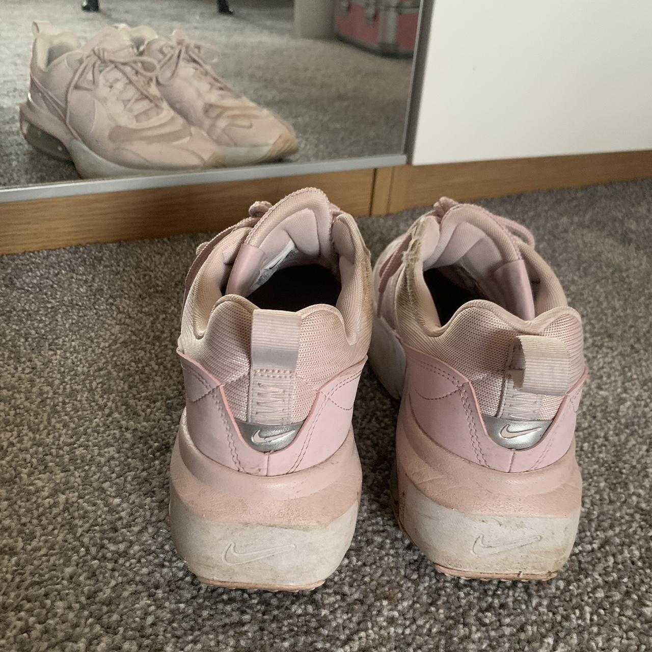 Light pink Nike trainers Bit of a platform... - Depop