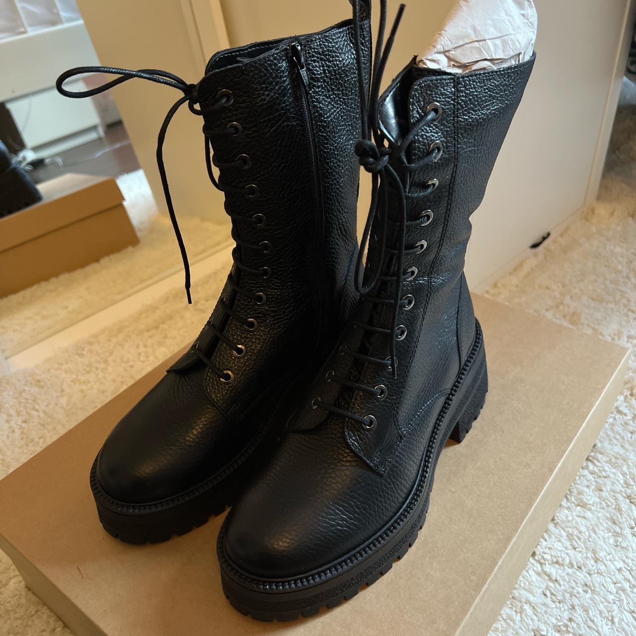 Urban Outfitters Women's Black Boots Depop