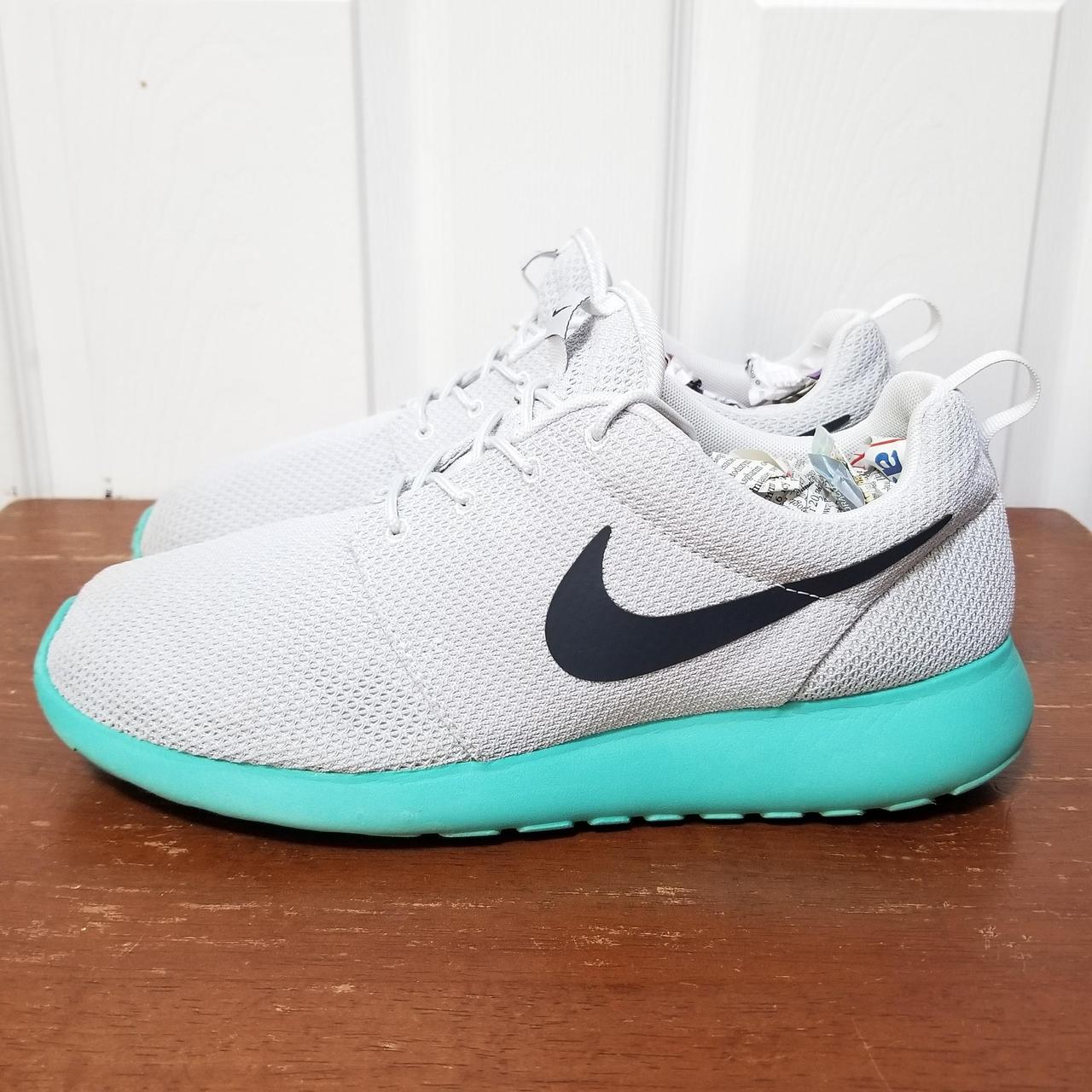 VTG Y2K 2013 Nike Roshe Run Calypso V2 Swoosh Logo. Depop