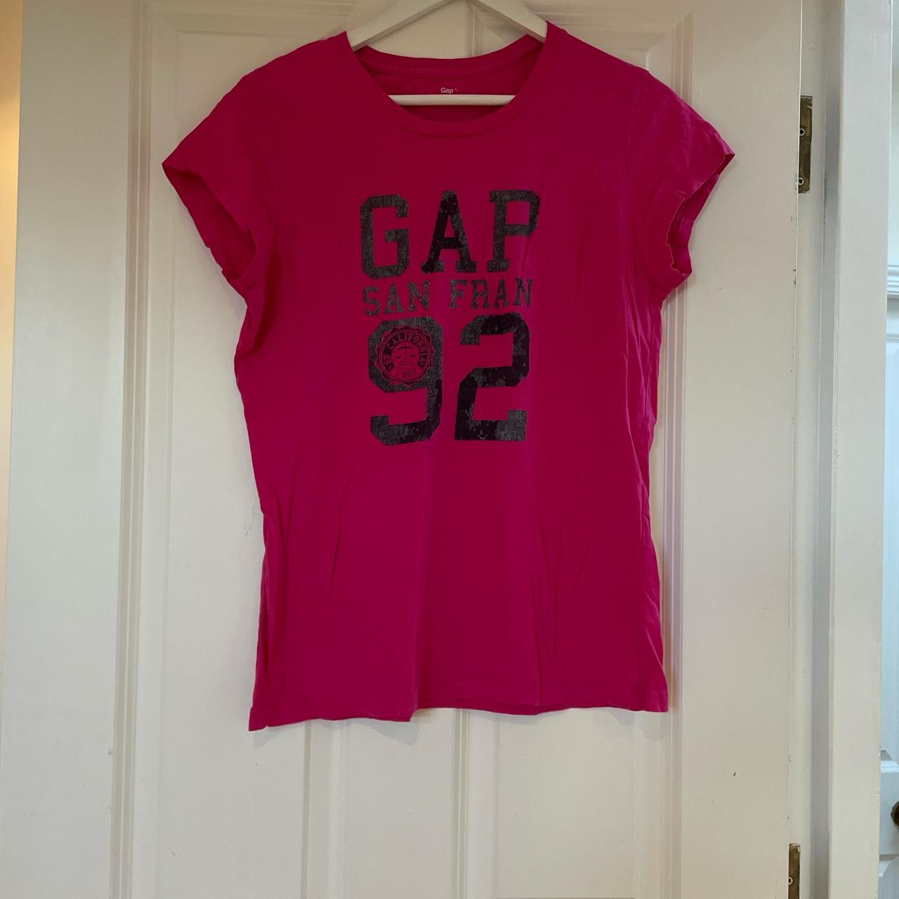 Gap pink t shirts Women’s large but more of a... Depop